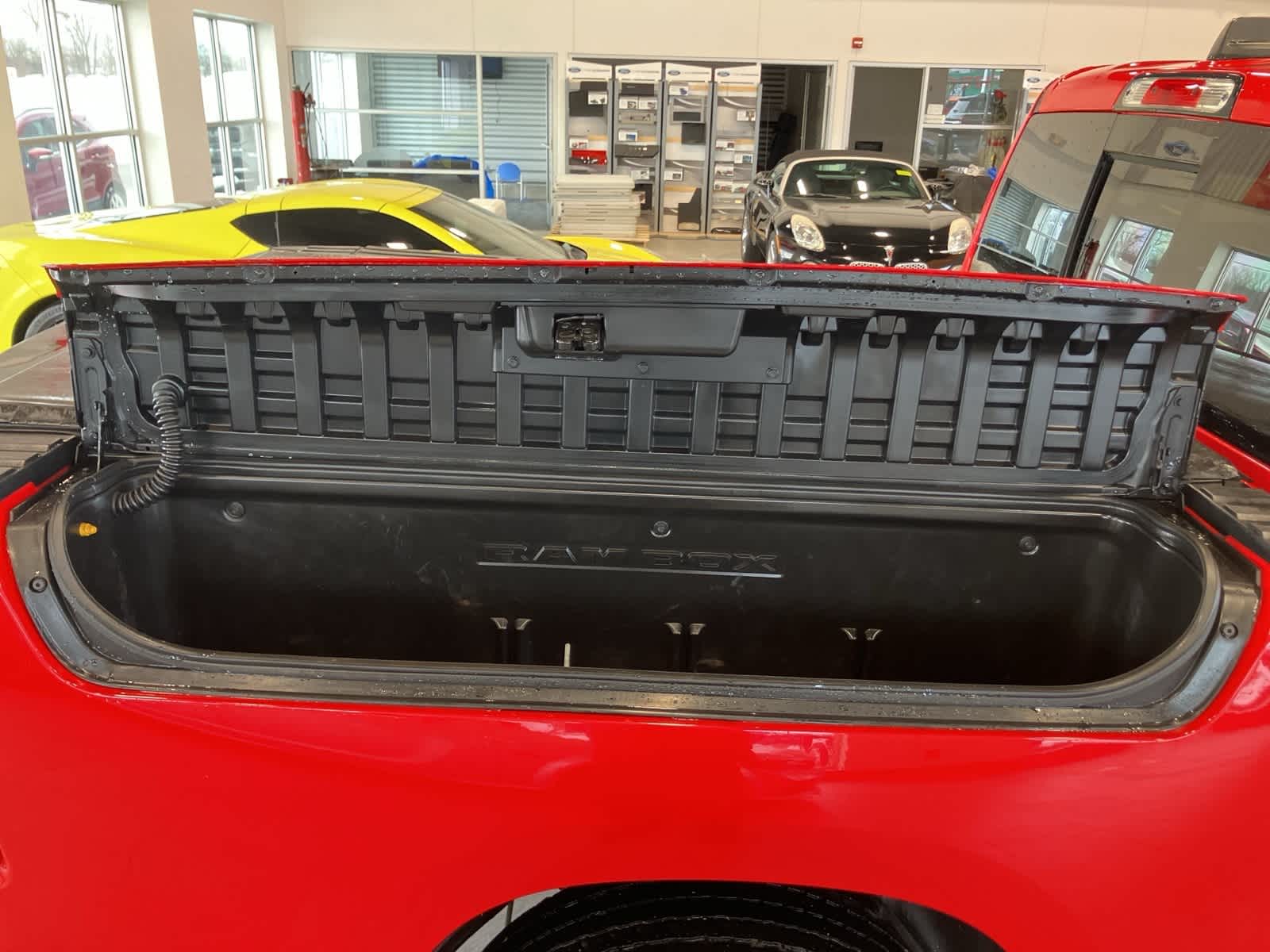Thumbnail: 2019 RAM 1500 - 32