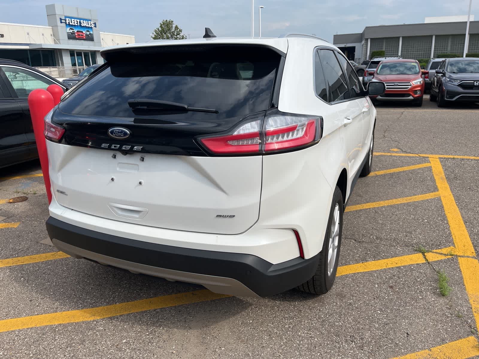 Thumbnail: 2022 Ford Edge - 11