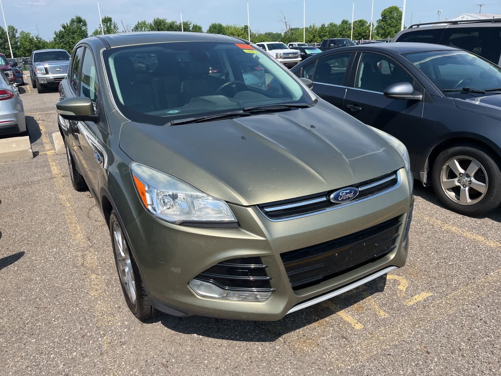 Thumbnail: 2013 Ford Escape - 18