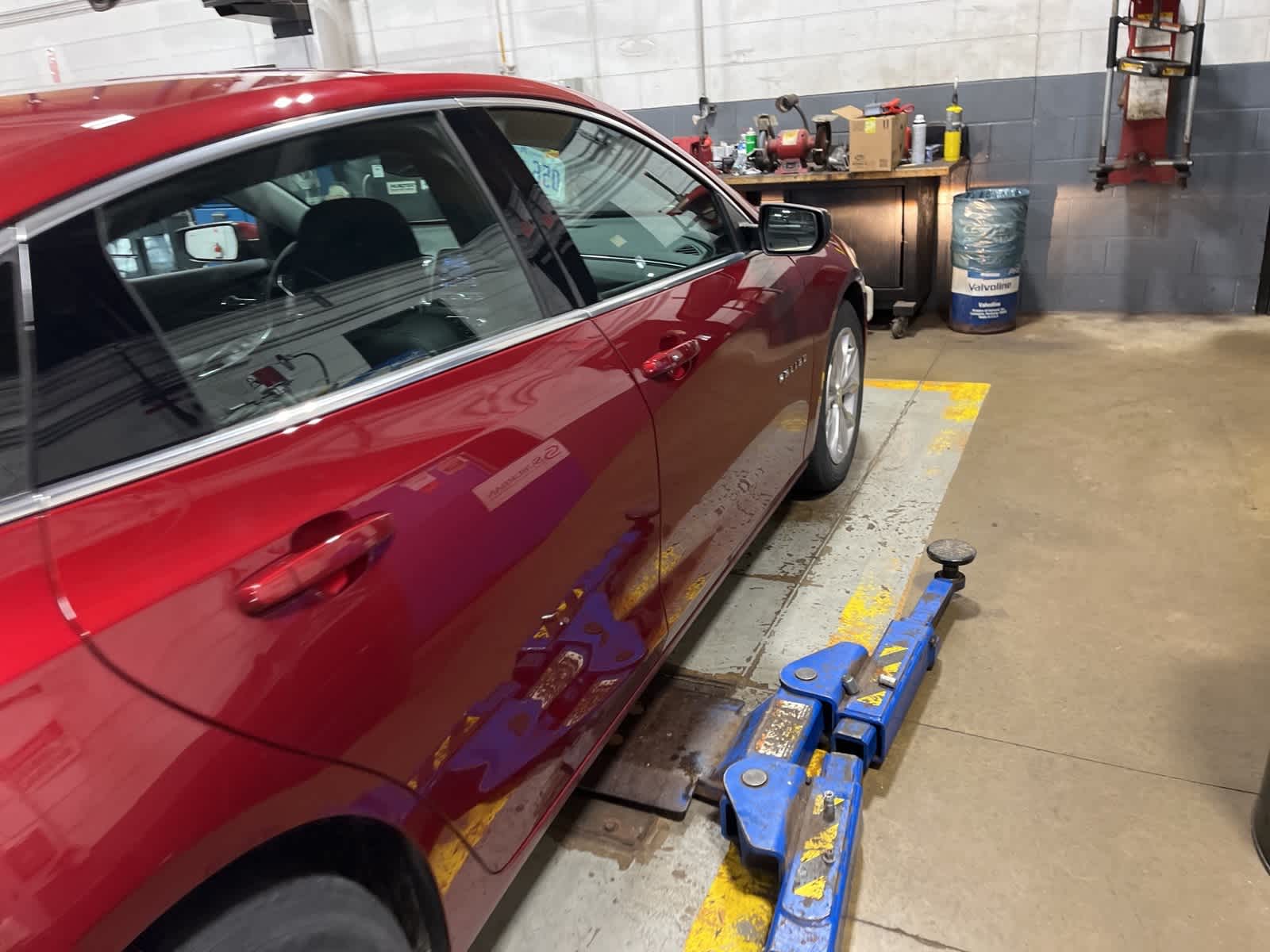 Thumbnail: 2019 Chevrolet Malibu - 17