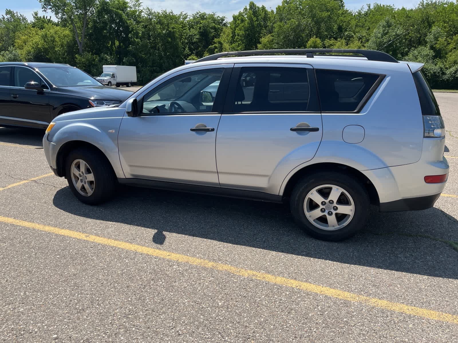 Thumbnail: 2007 Mitsubishi Outlander - 6