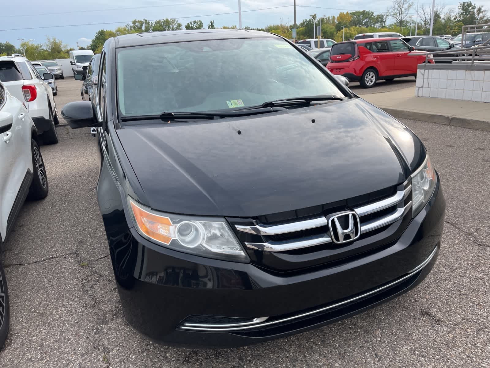 Thumbnail: 2015 Honda Odyssey - 19