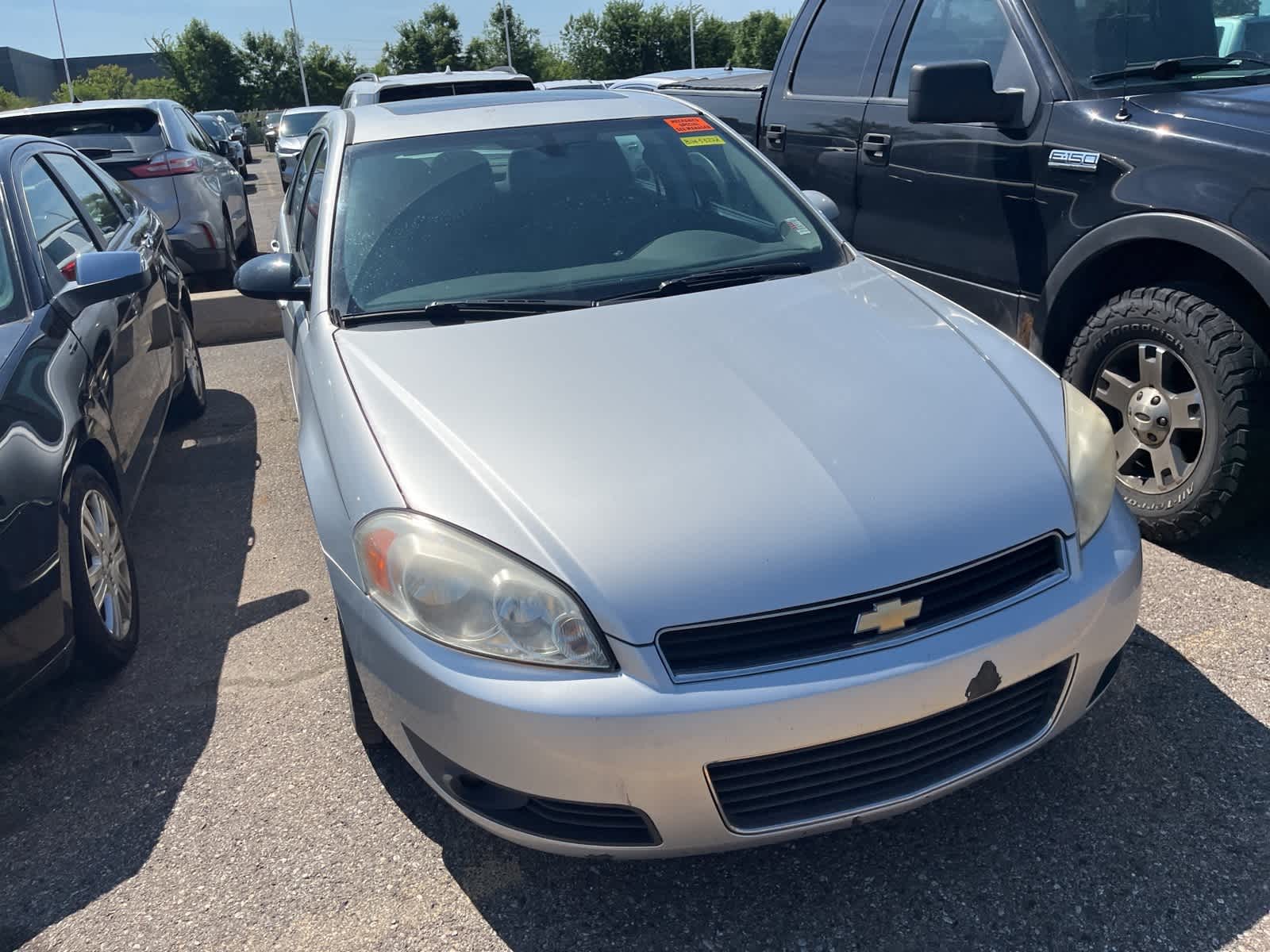 Thumbnail: 2011 Chevrolet Impala - 18