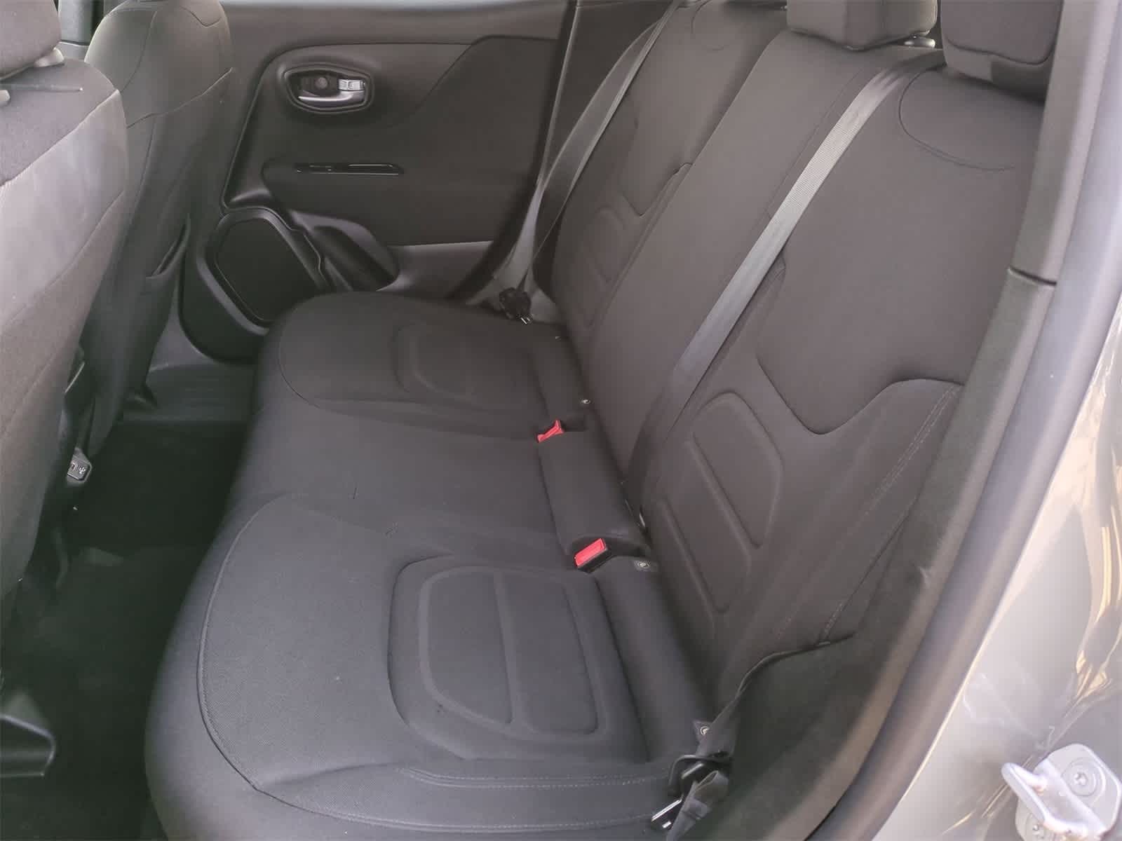 Thumbnail: 2019 Jeep Renegade - 19