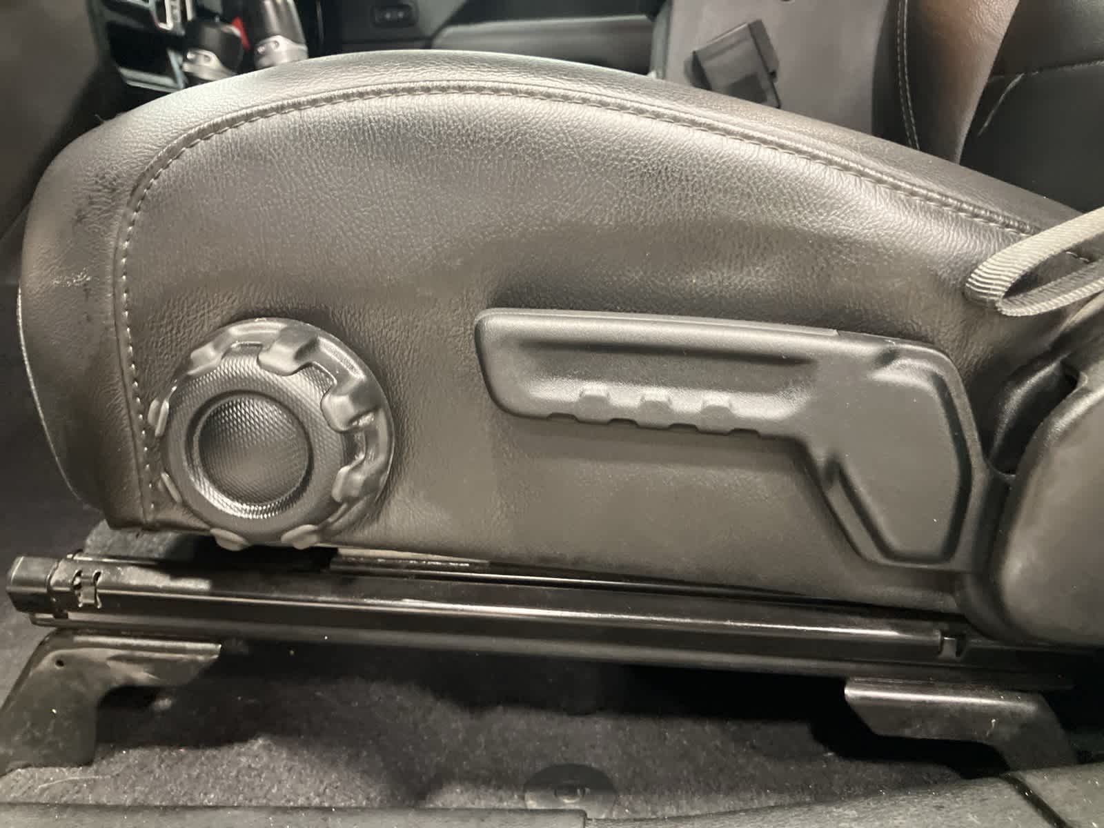 Thumbnail: 2021 Jeep Wrangler - 11