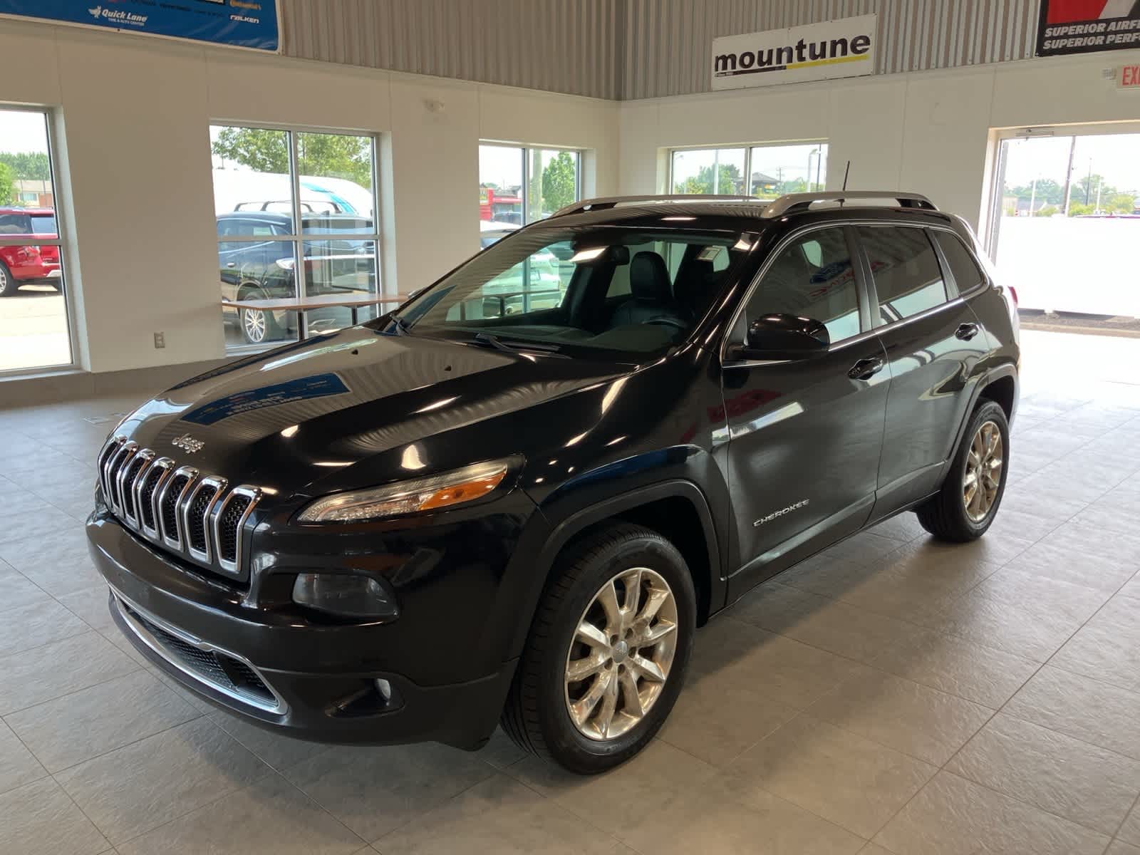 2016 Jeep Cherokee Limited Edition -
                  Sterling Heights, MI