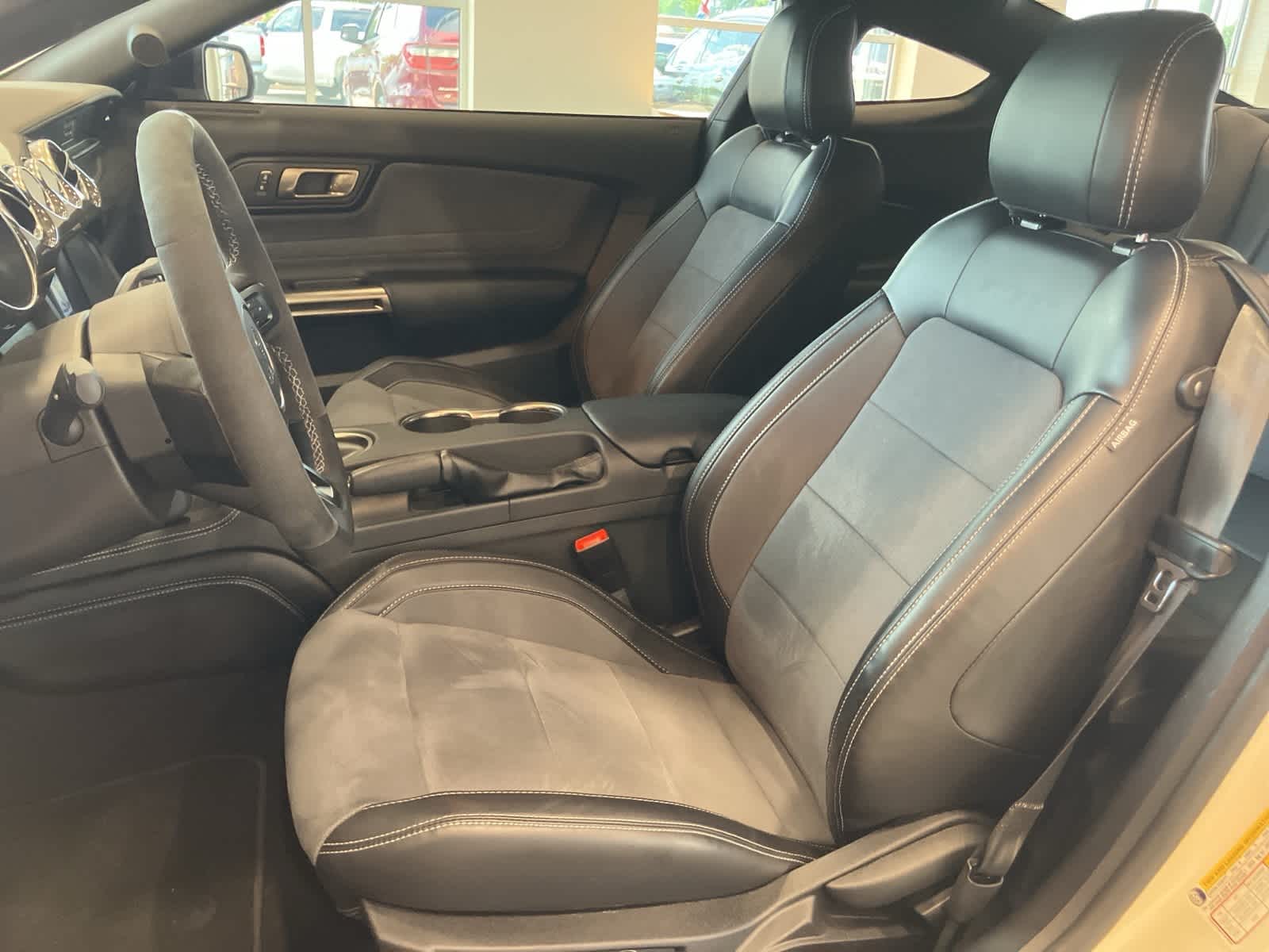 Thumbnail: 2020 Ford Mustang - 9