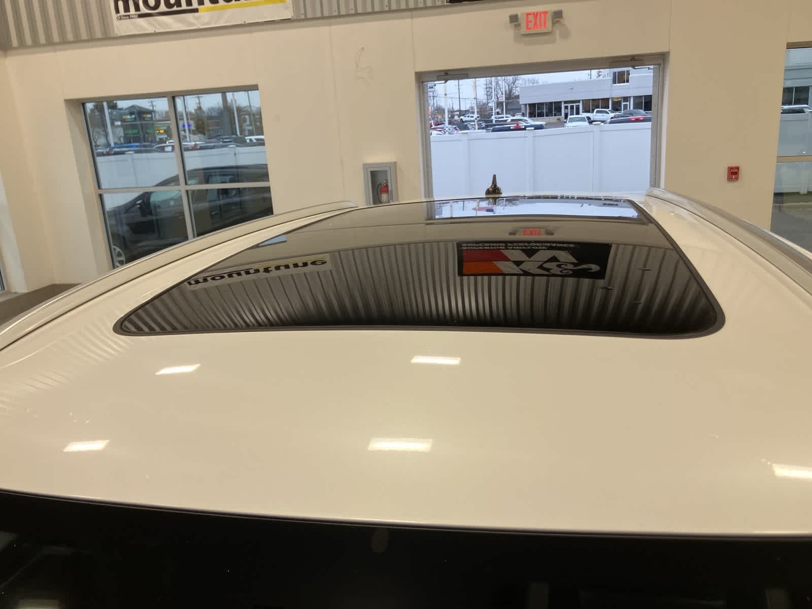 Thumbnail: 2023 Volkswagen Atlas - 10