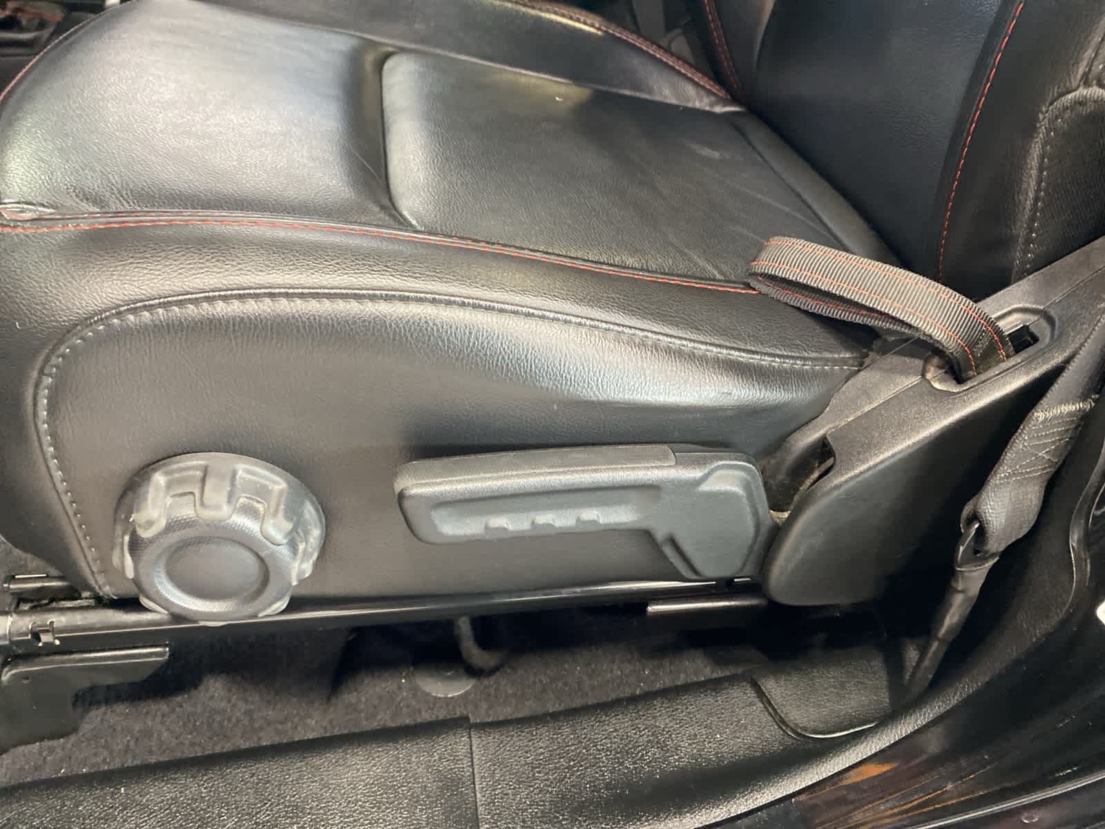 Thumbnail: 2020 Jeep Wrangler - 16