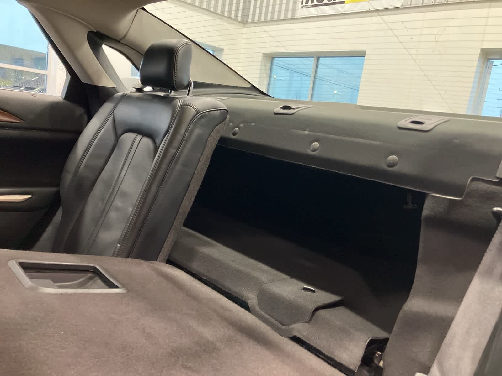 Thumbnail: 2015 Lincoln MKZ - 29