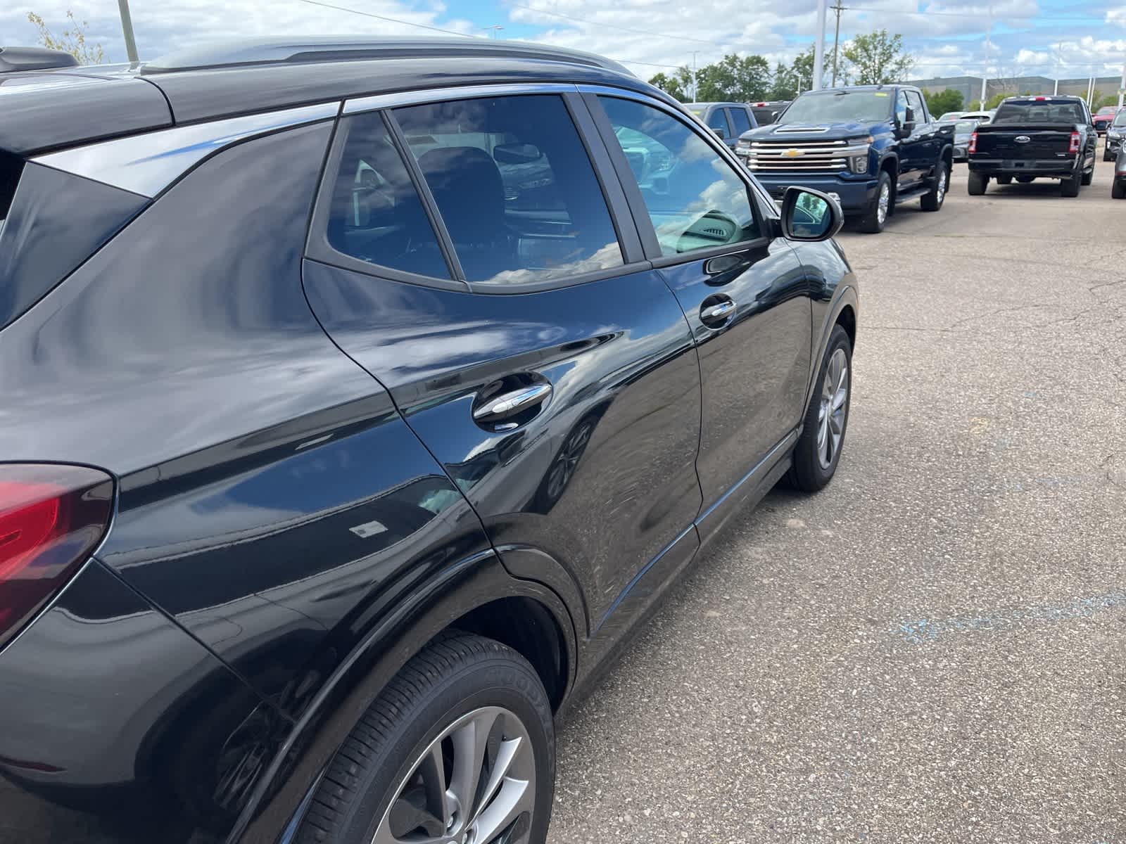 Thumbnail: 2020 Buick Encore GX - 16