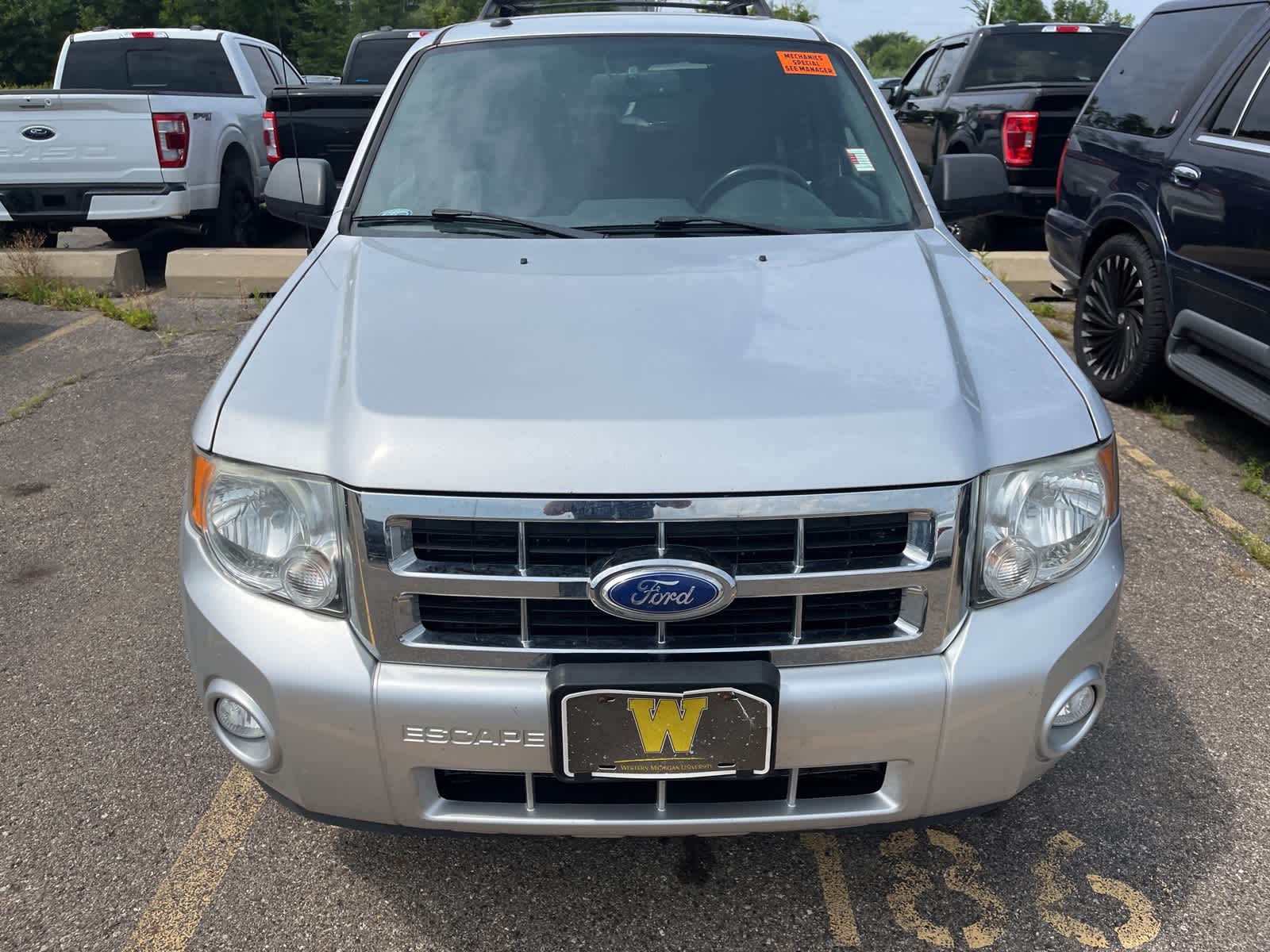 Thumbnail: 2011 Ford Escape - 19