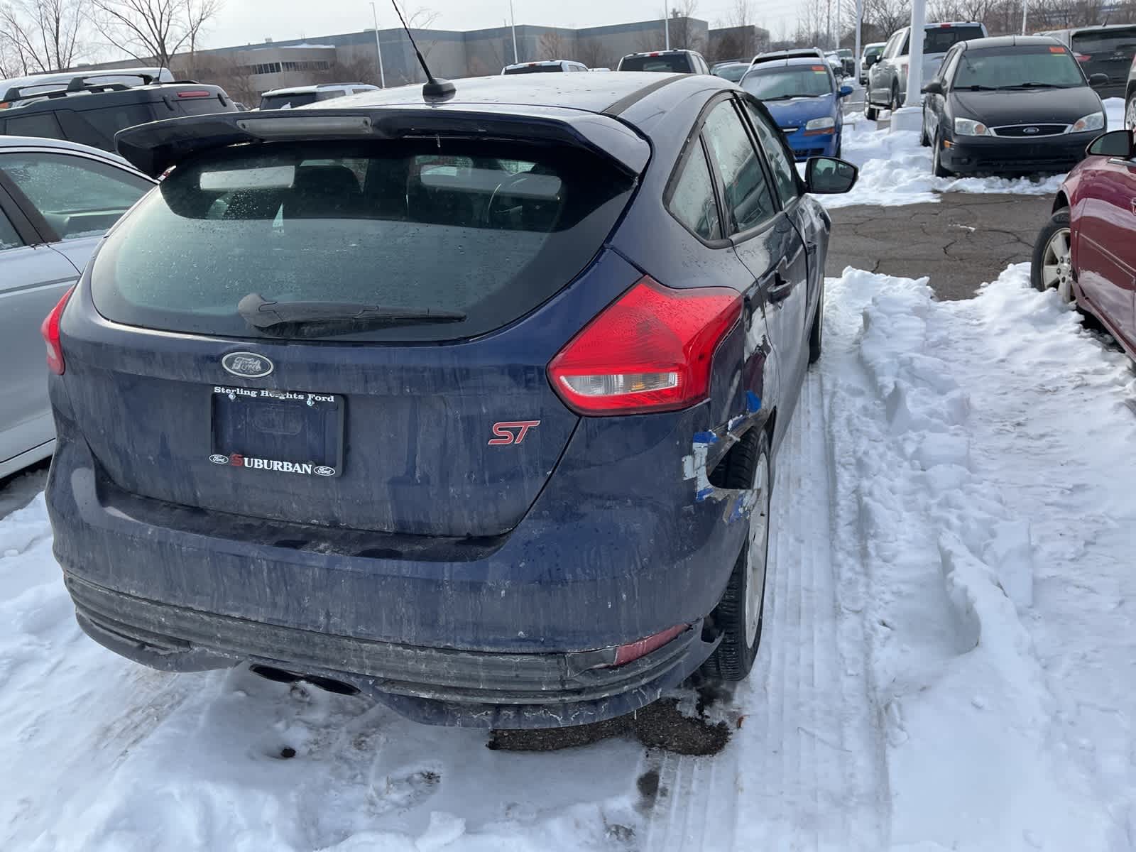 Thumbnail: 2017 Ford Focus - 15