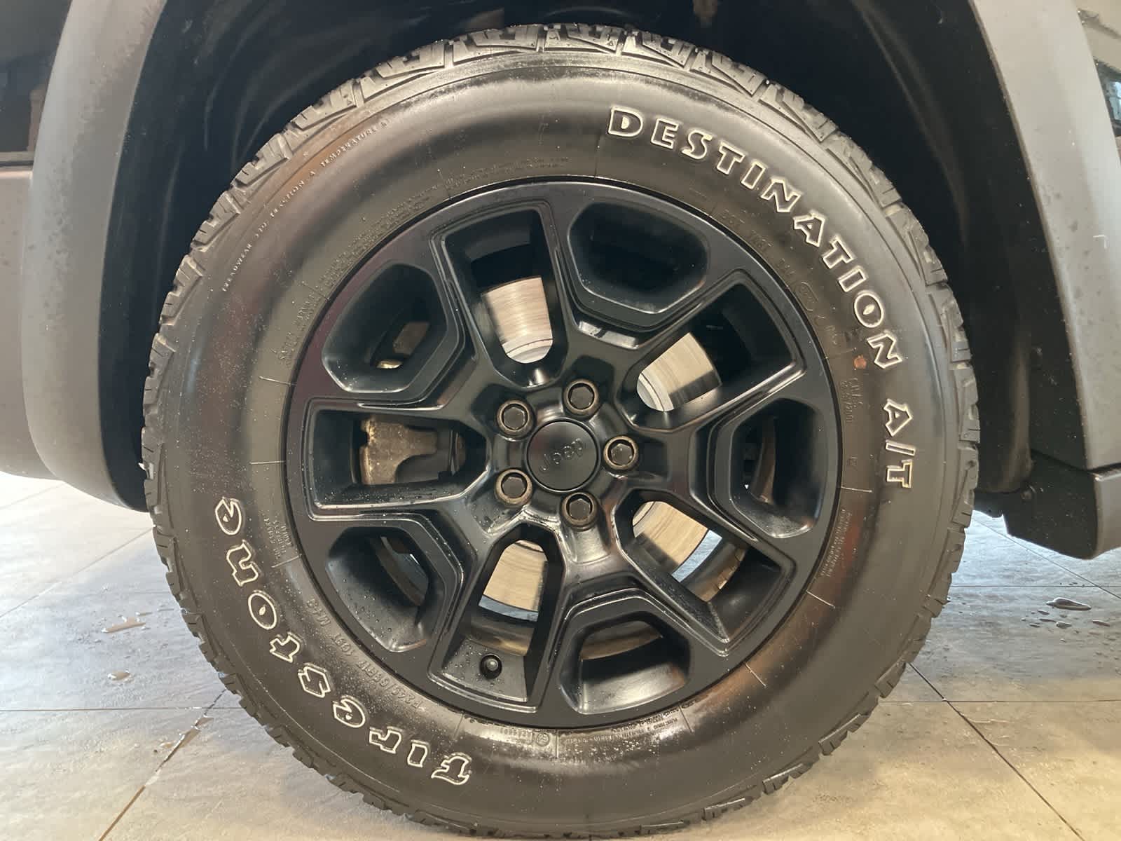 Thumbnail: 2021 Jeep Cherokee - 9