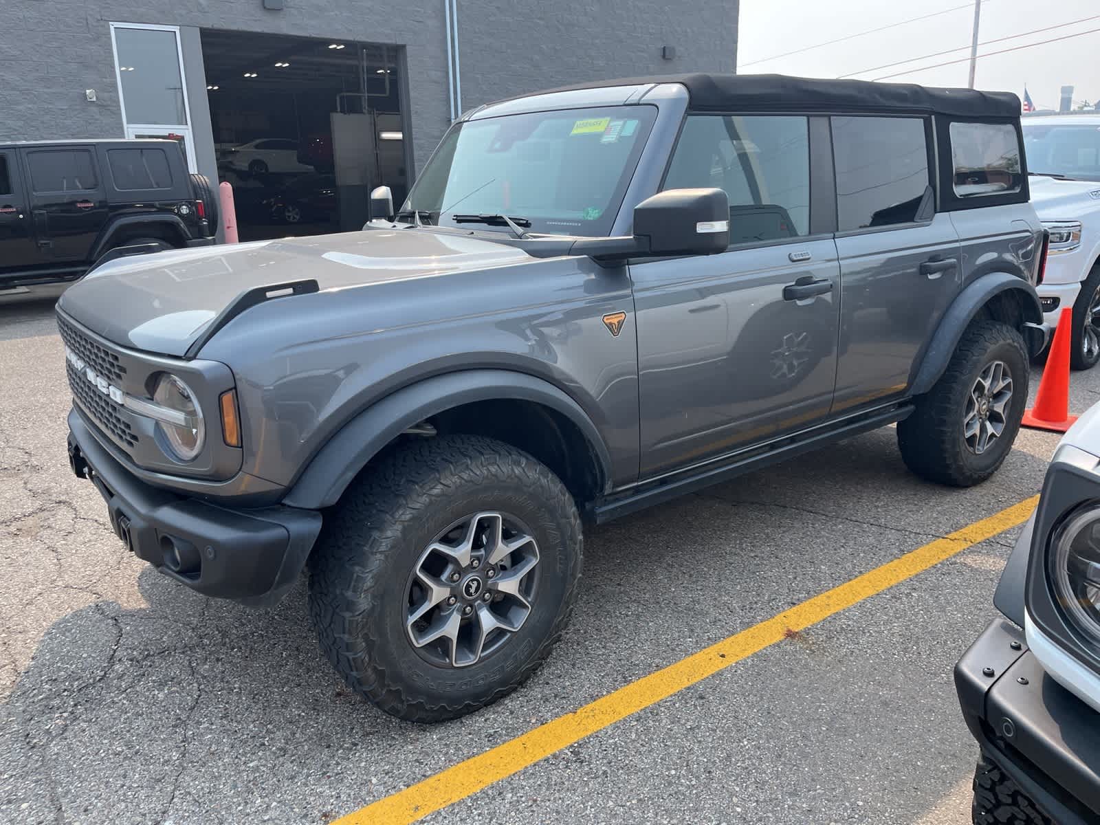 Thumbnail: 2022 Ford Bronco - 4