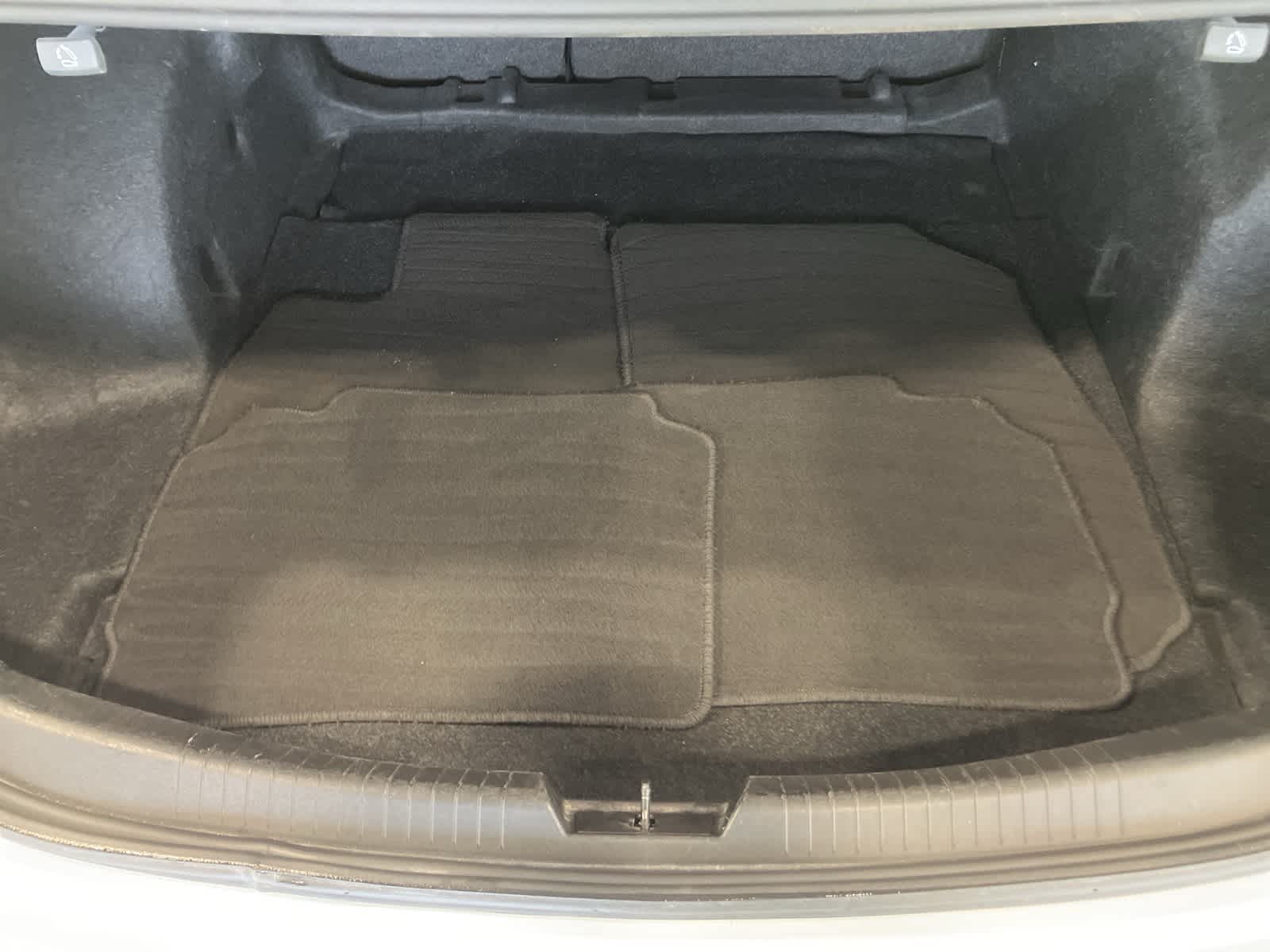 Thumbnail: 2024 Chevrolet Malibu - 27