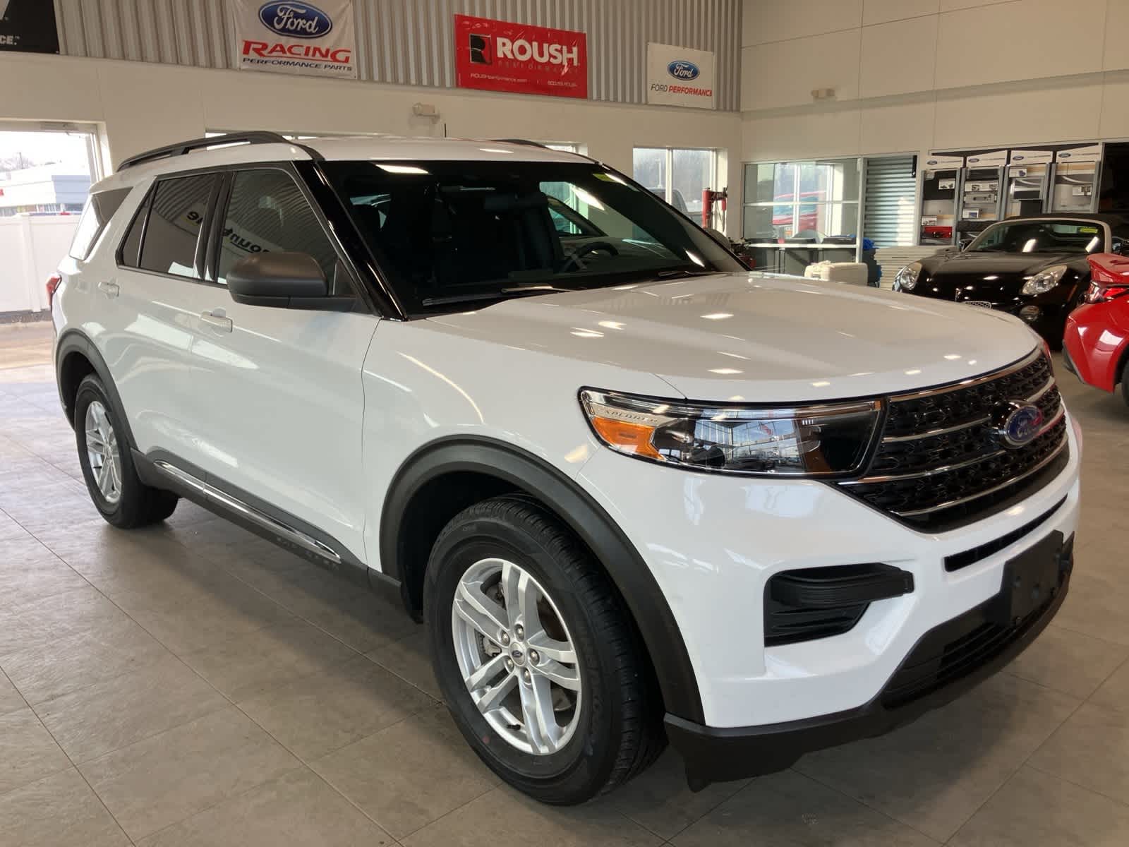 Thumbnail: 2020 Ford Explorer - 3