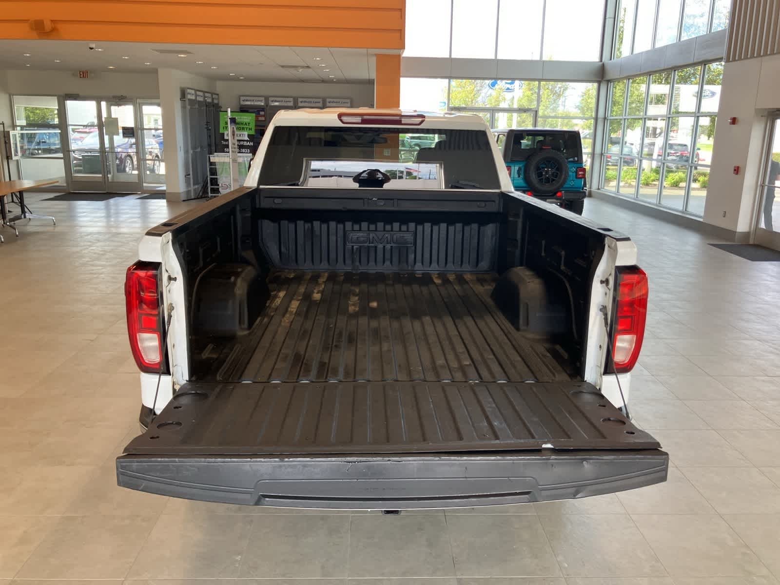 Thumbnail: 2020 GMC Sierra 1500 - 25