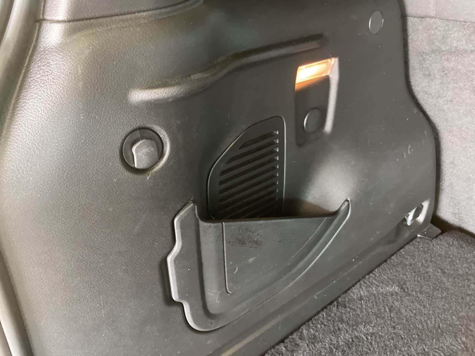 Thumbnail: 2022 Jeep Renegade - 27