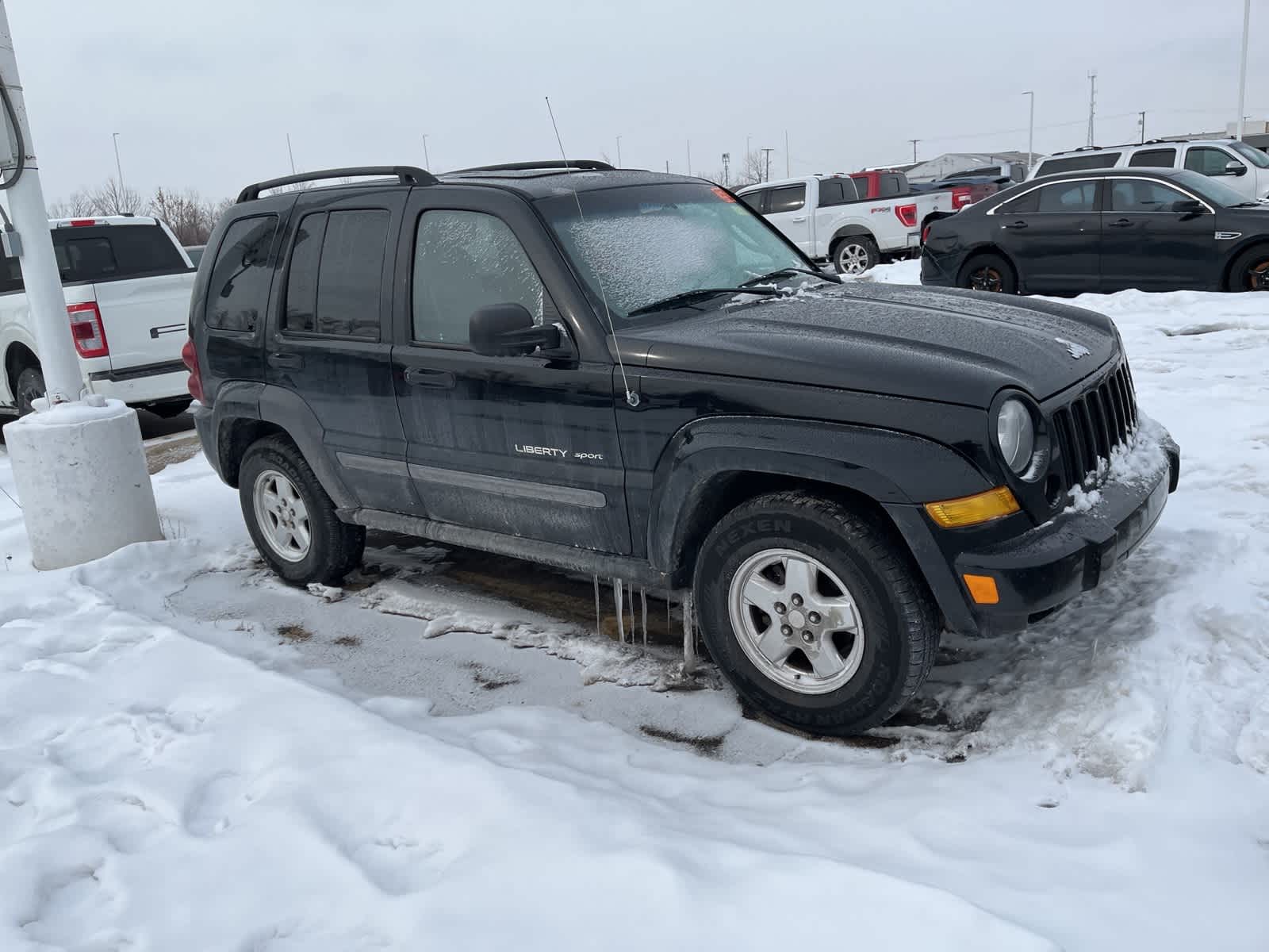 Thumbnail: 2006 Jeep Liberty - 16