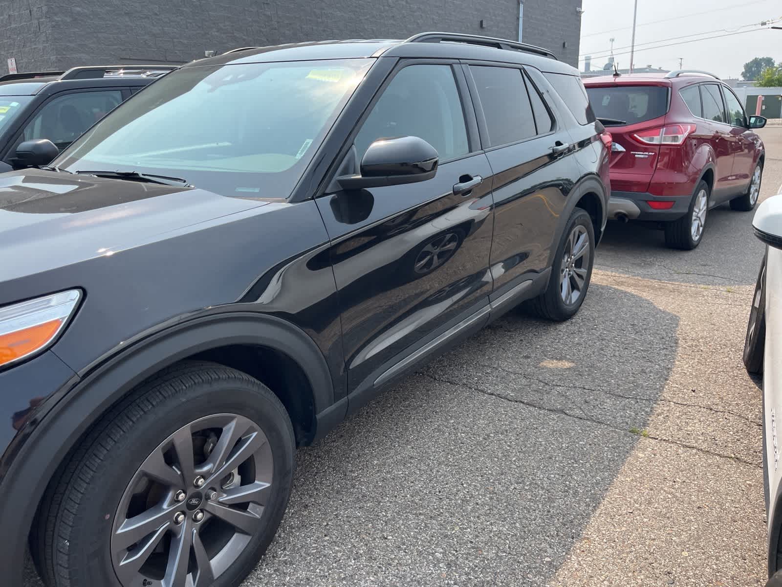 Thumbnail: 2023 Ford Explorer - 5