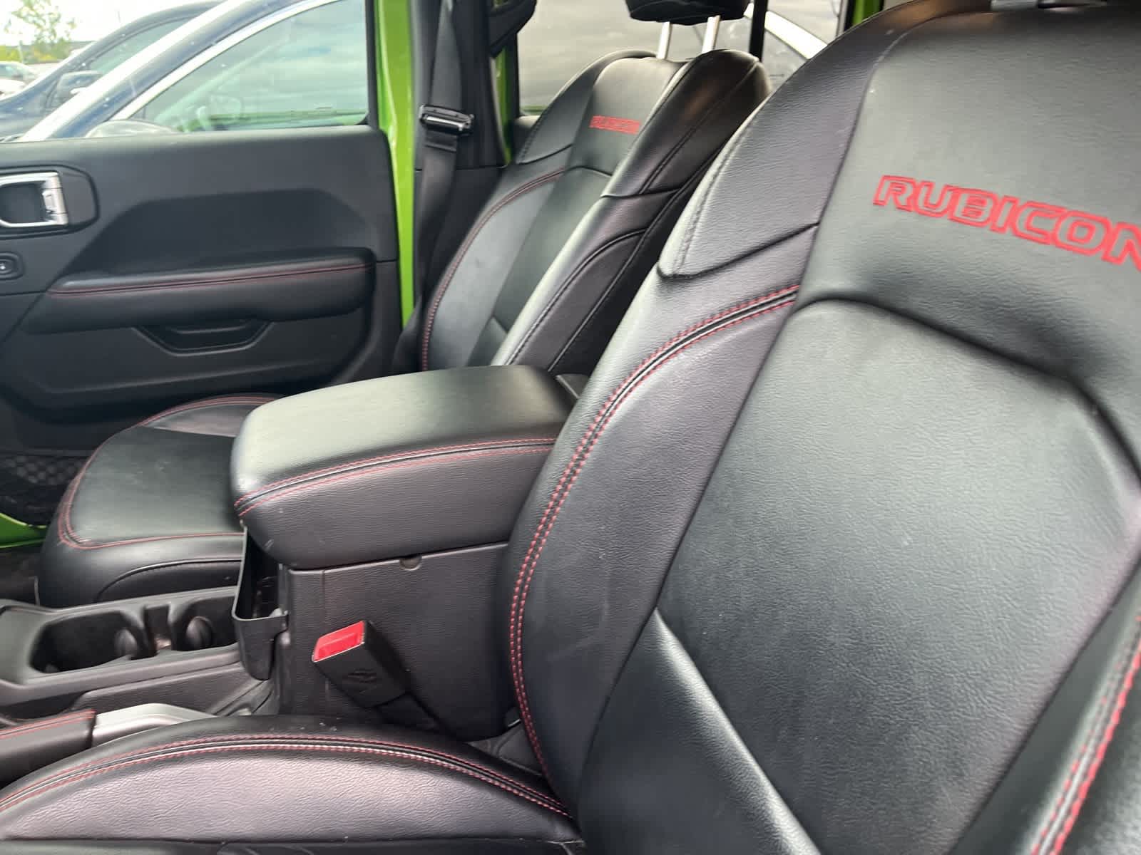 Thumbnail: 2019 Jeep Wrangler - 23
