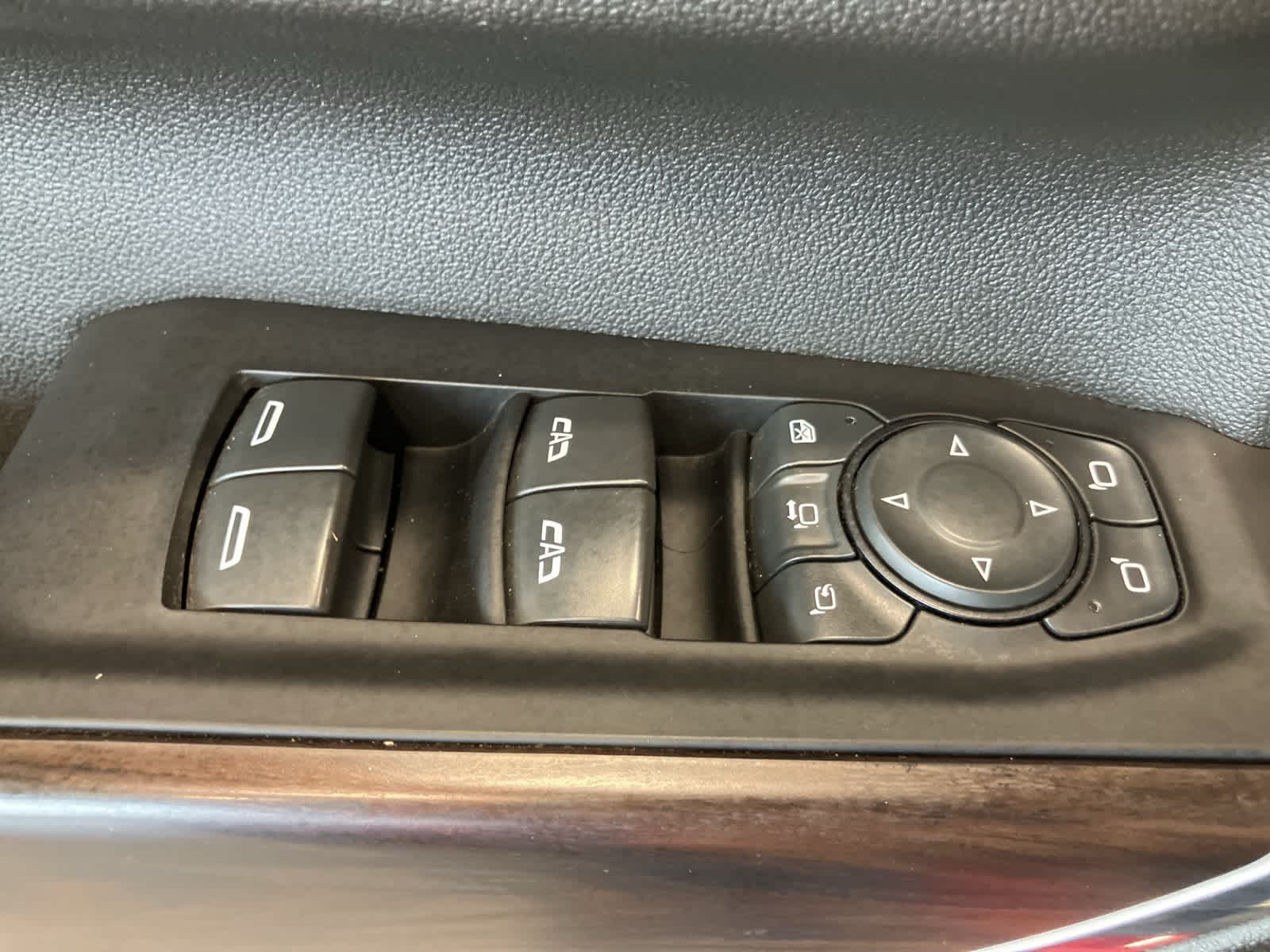 Thumbnail: 2022 GMC Sierra 2500 - 16