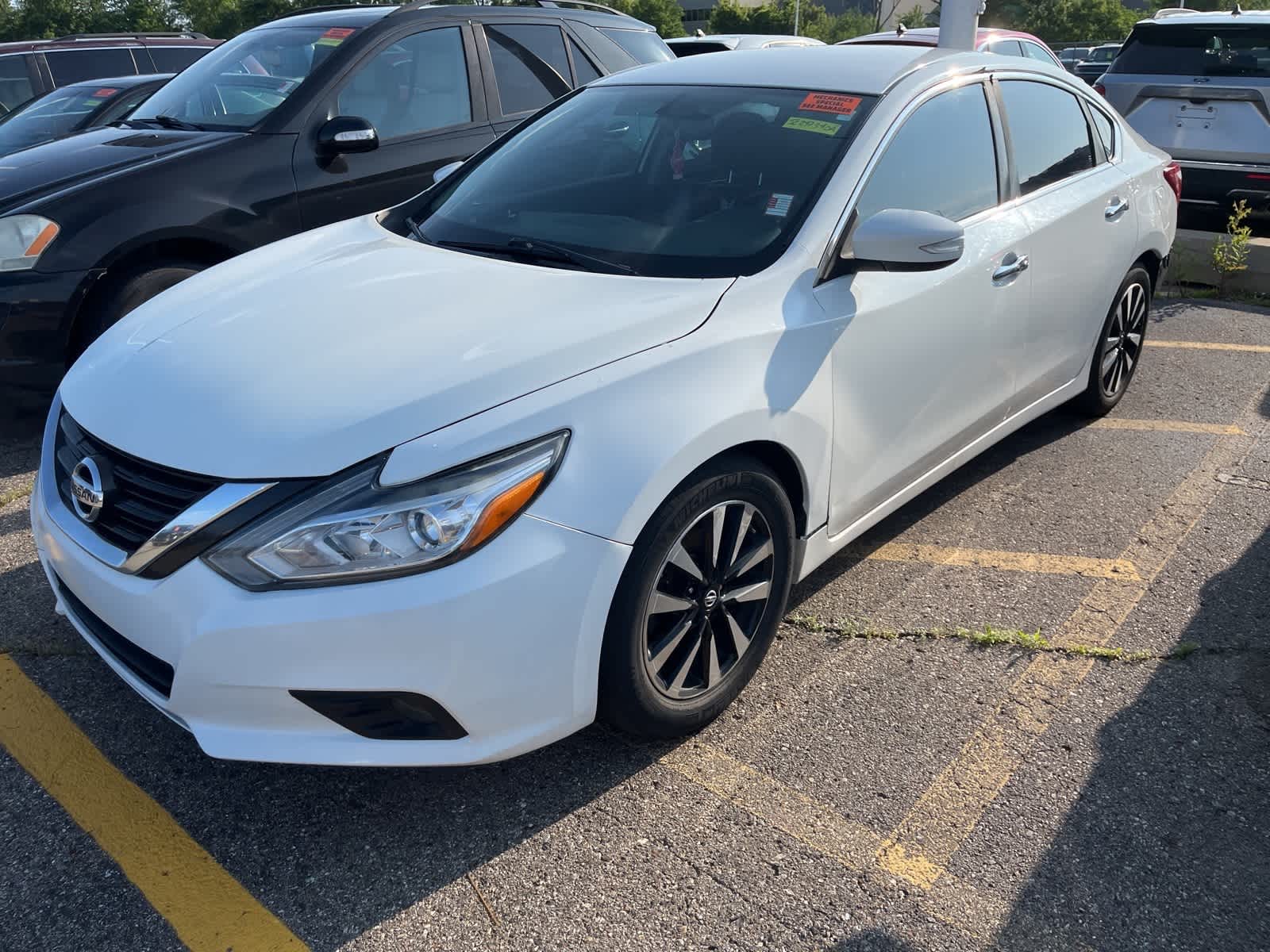 Thumbnail: 2018 Nissan Altima - 5