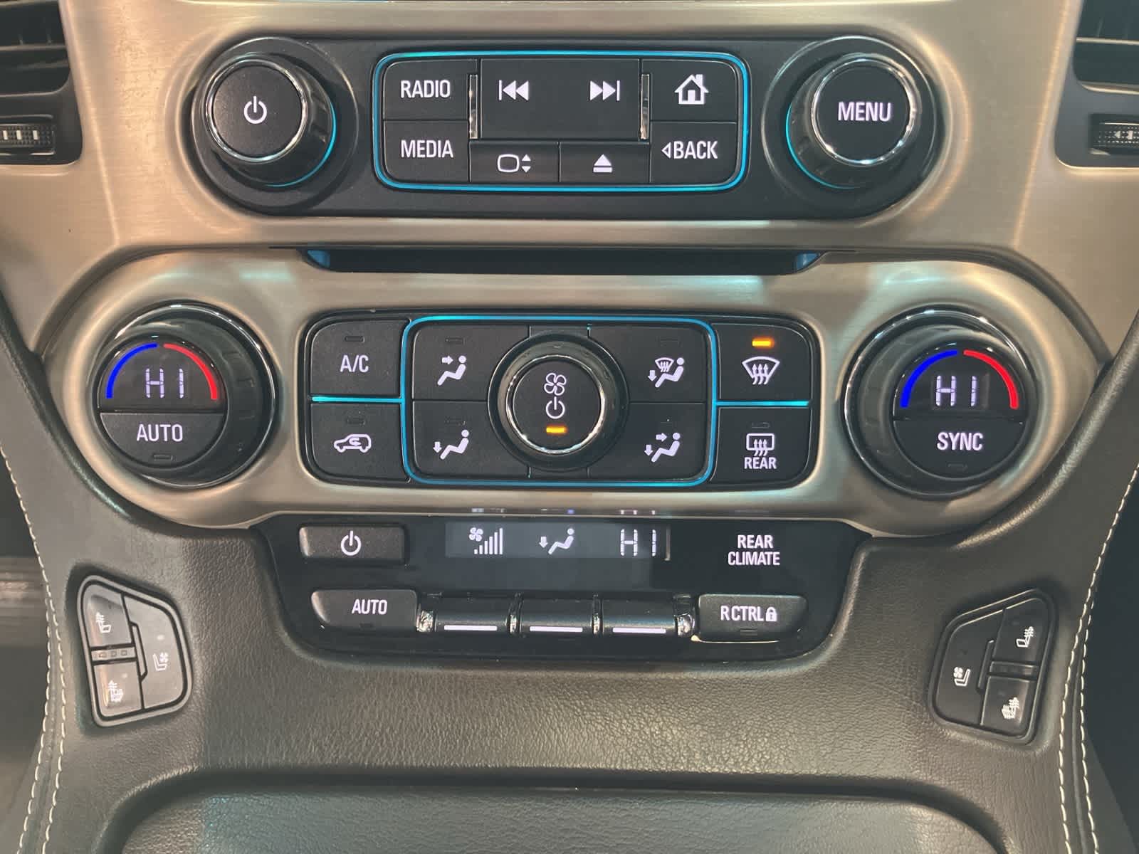 Thumbnail: 2020 GMC Yukon - 21