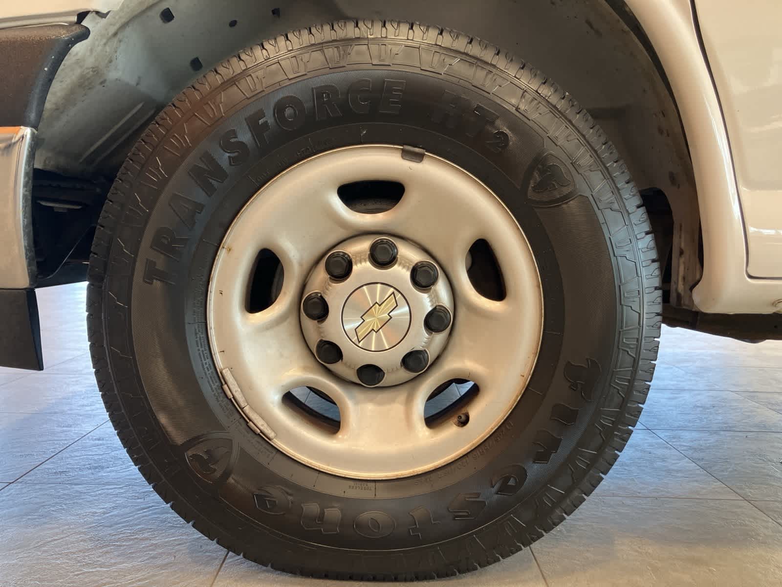 Thumbnail: 2020 Chevrolet Express - 9