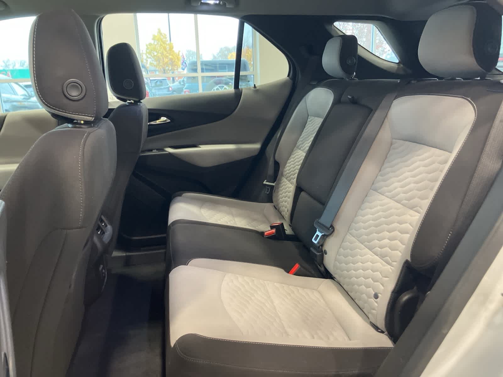 Thumbnail: 2022 Chevrolet Equinox - 24