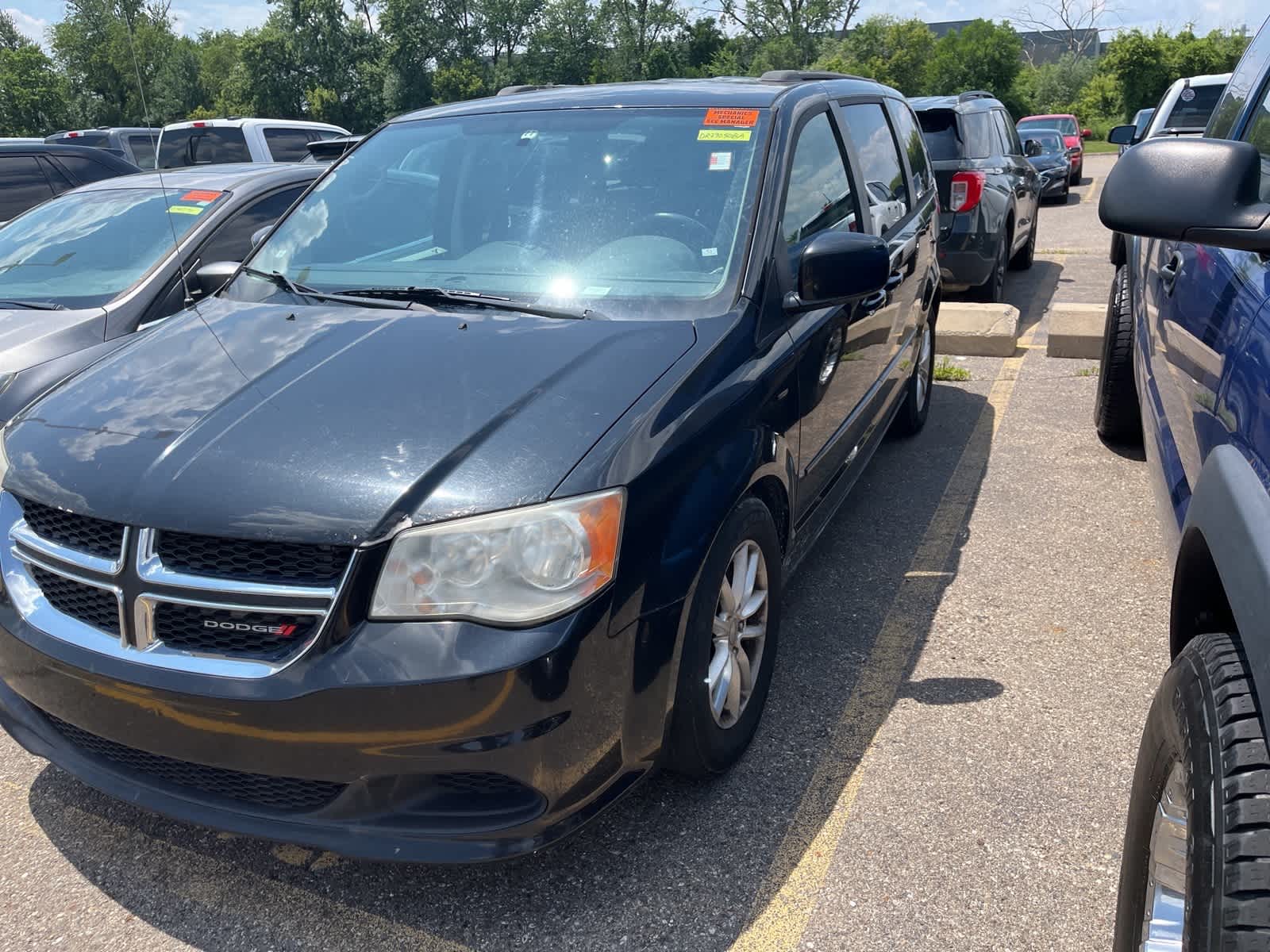 Thumbnail: 2013 Dodge Grand Caravan - 3