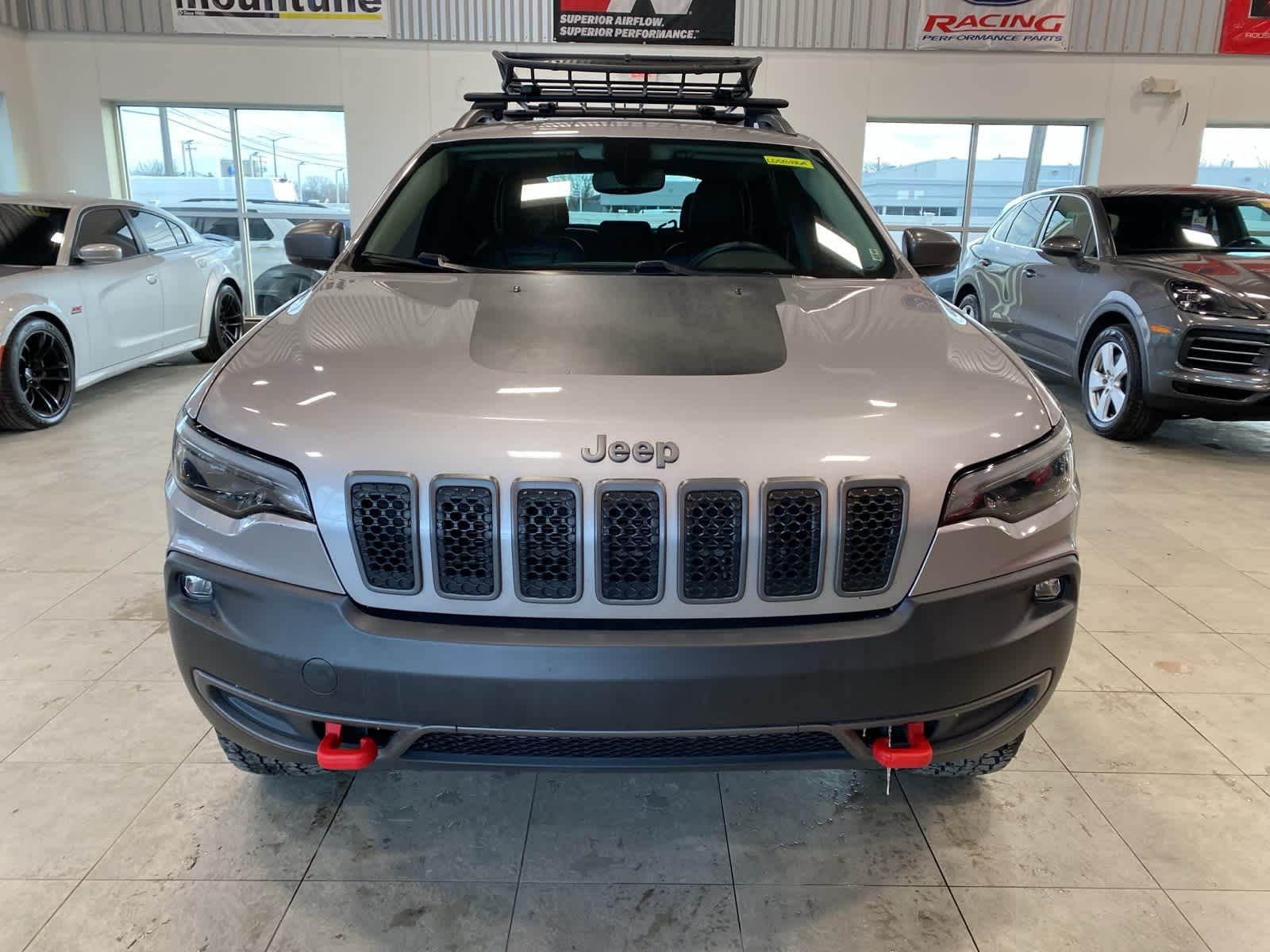 Thumbnail: 2020 Jeep Cherokee - 8
