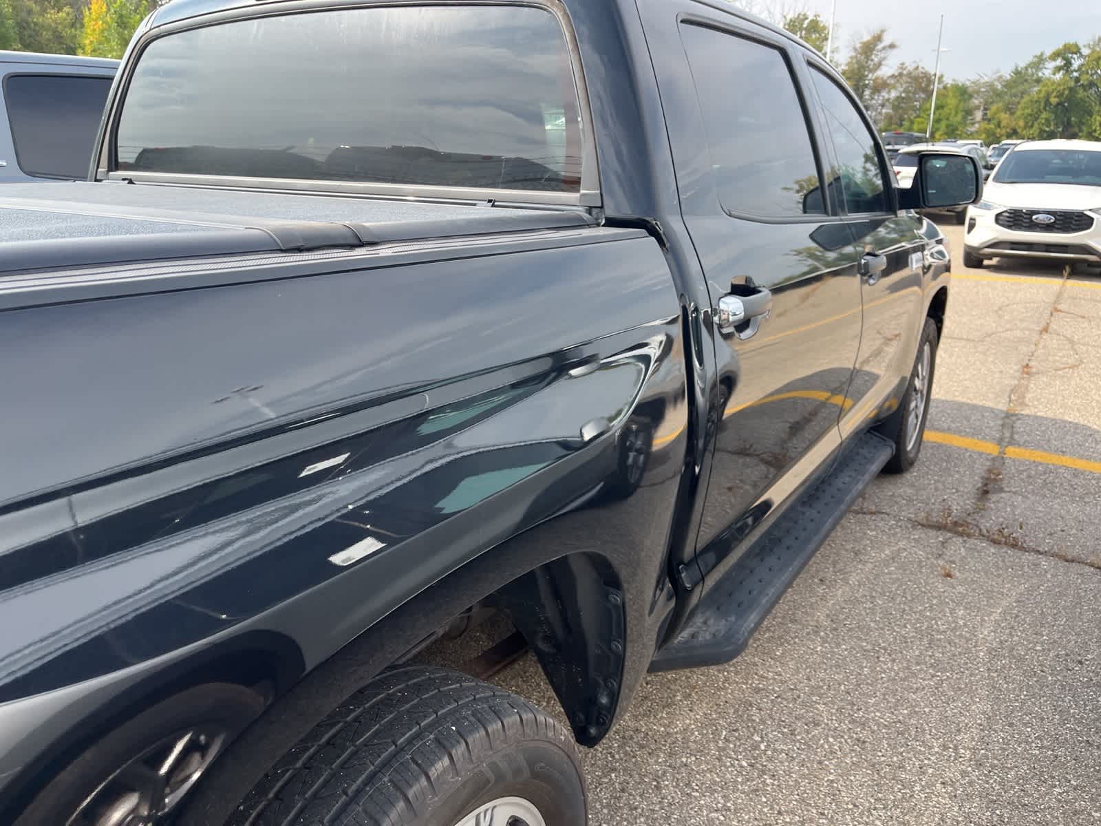 Thumbnail: 2019 Toyota Tundra - 17