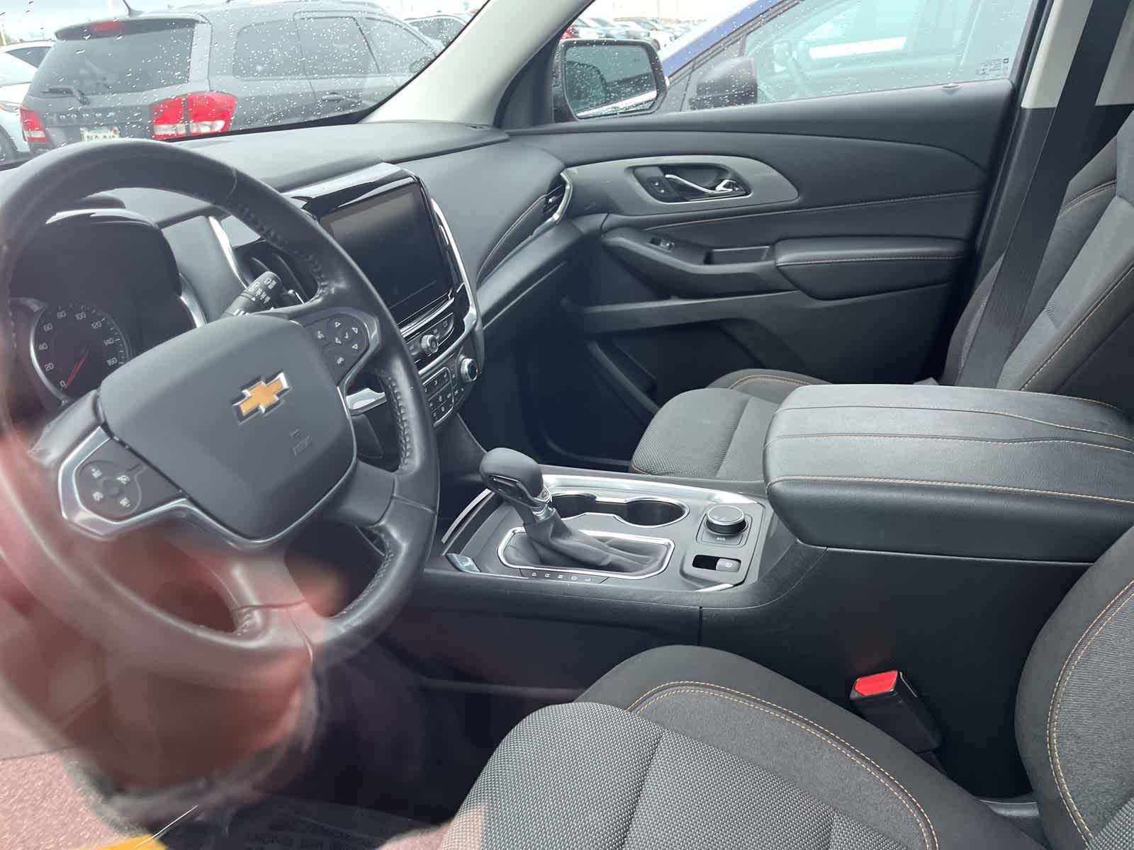 Thumbnail: 2021 Chevrolet Traverse - 27