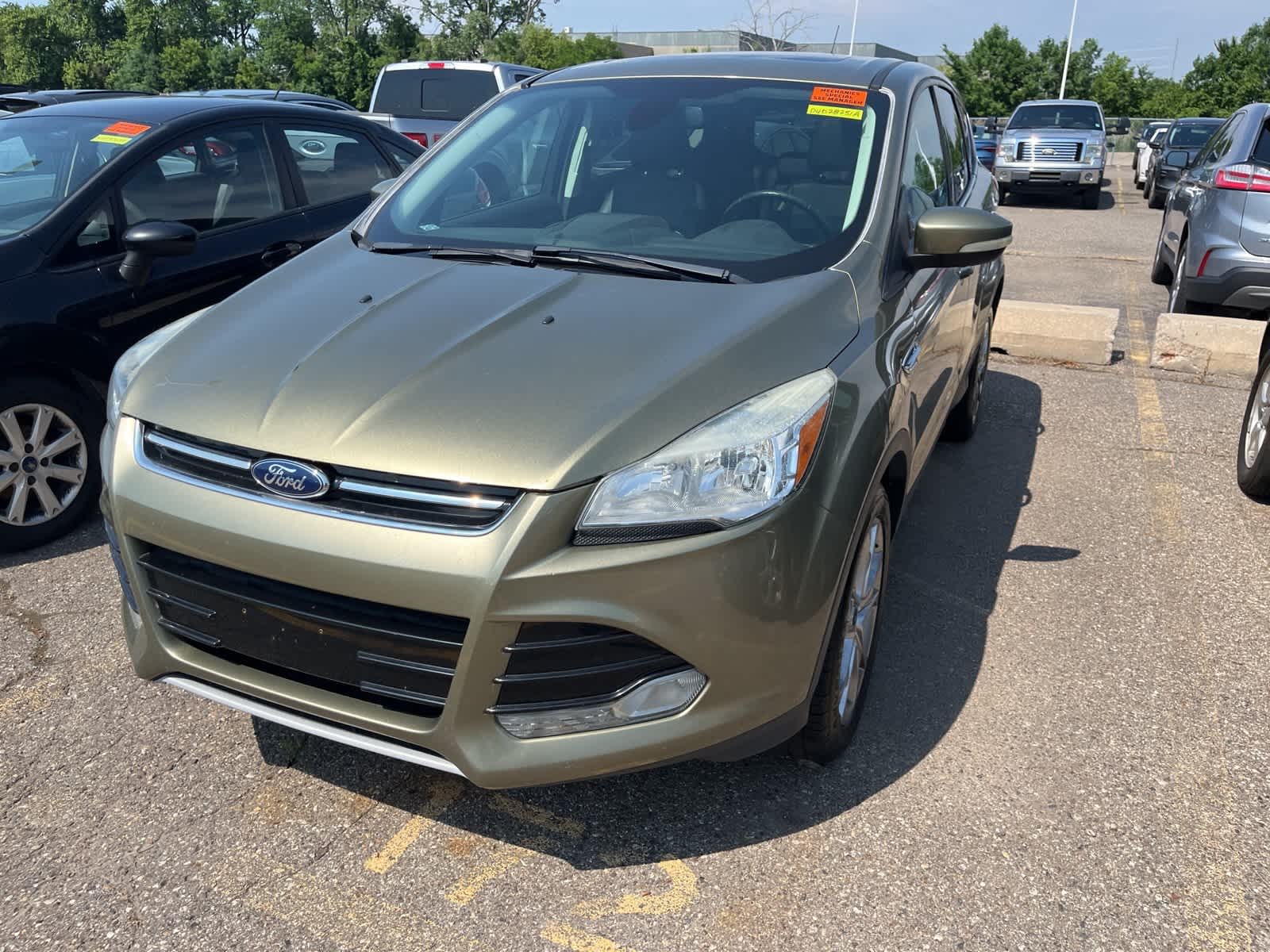 Thumbnail: 2013 Ford Escape - 3