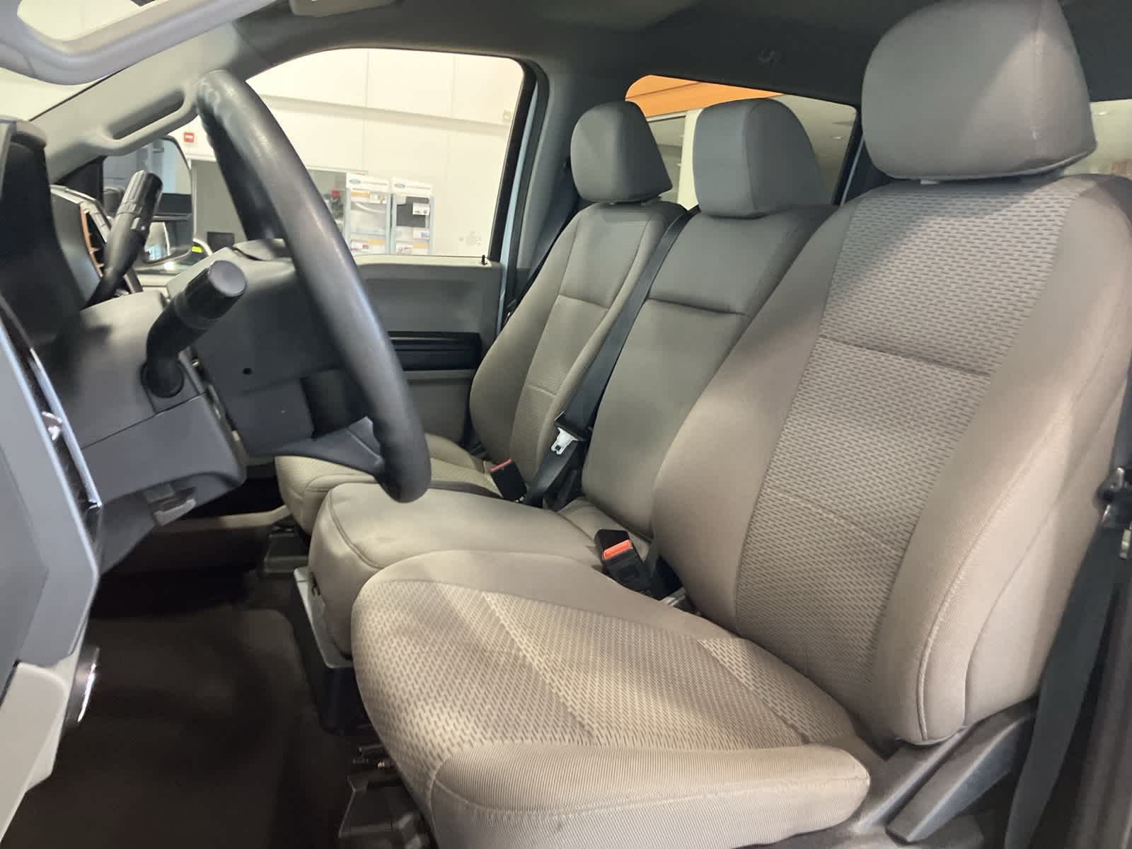 Thumbnail: 2022 Ford Econoline - 11