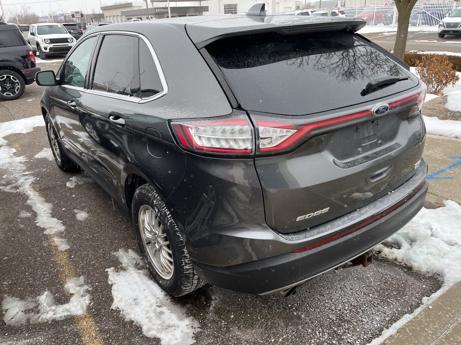 Thumbnail: 2015 Ford Edge - 8