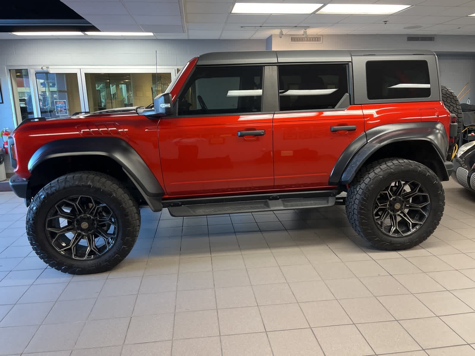Thumbnail: 2023 Ford Bronco - 5