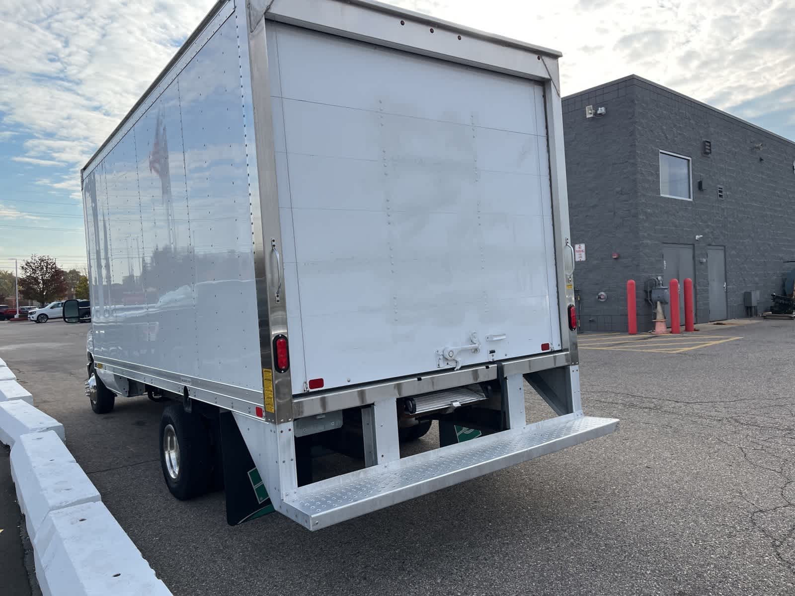 Thumbnail: 2024 Ford Econoline - 12