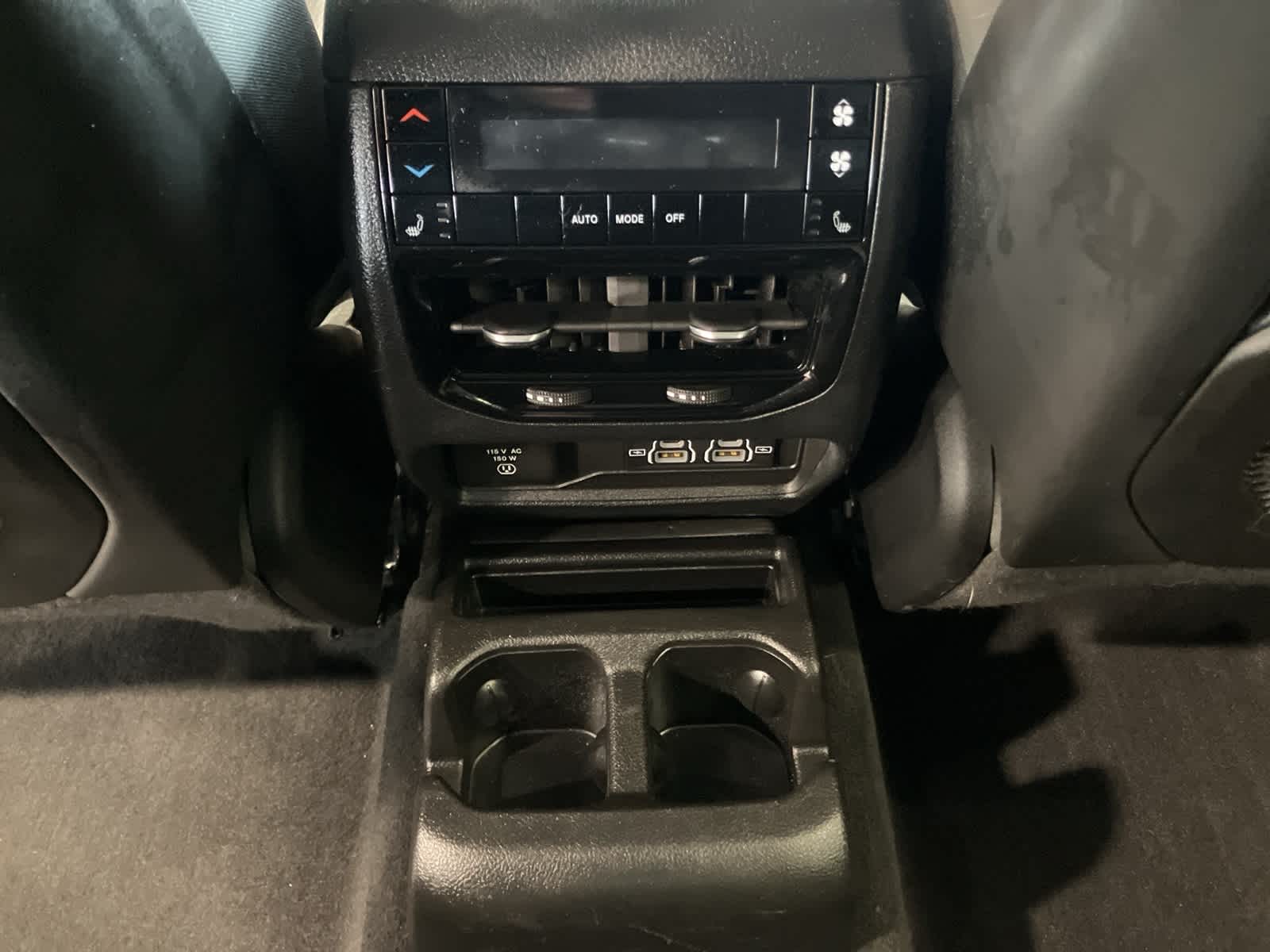 Thumbnail: 2021 Jeep Grand Cherokee L - 24