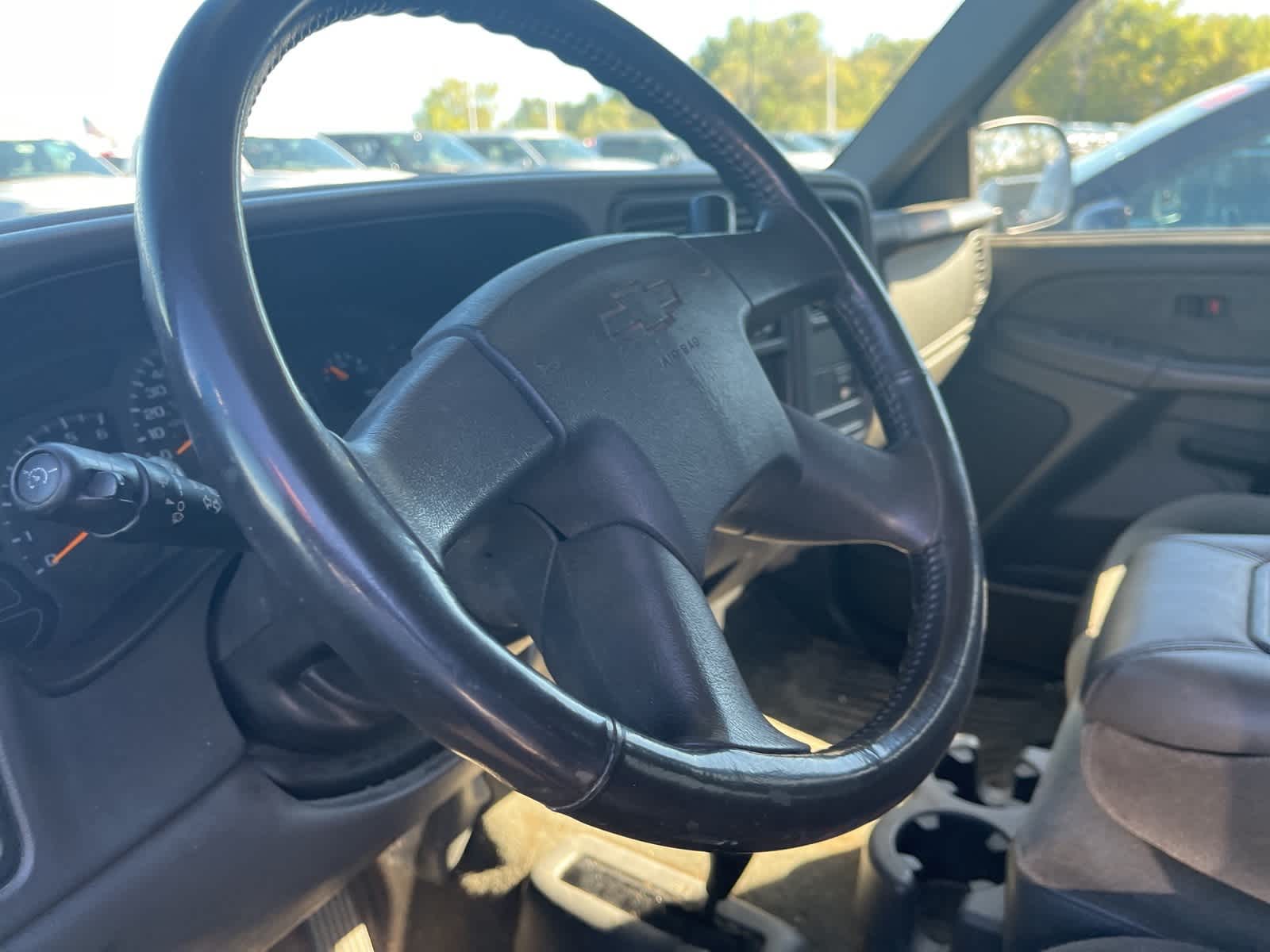 Thumbnail: 2003 Chevrolet Silverado 1500 - 27