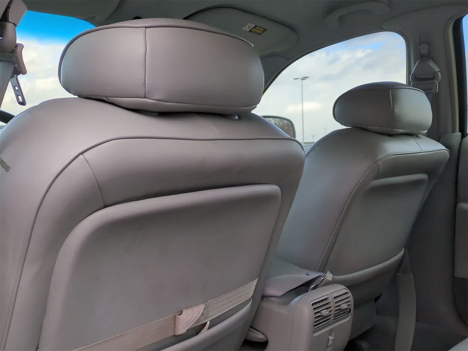 2000 Lincoln Town Car Signature 17