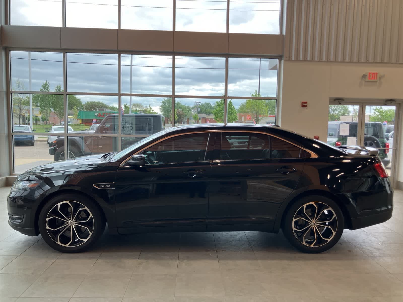 Thumbnail: 2013 Ford Taurus - 7