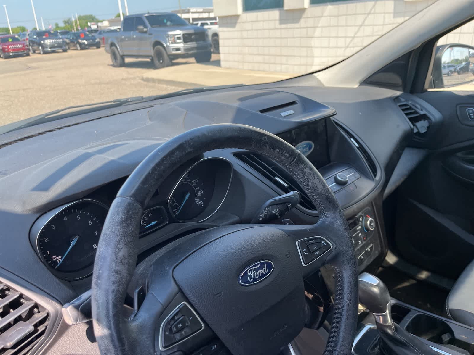 Thumbnail: 2017 Ford Escape - 25
