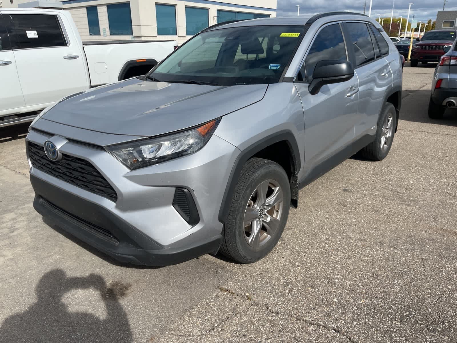 Thumbnail: 2022 Toyota RAV4 - 2