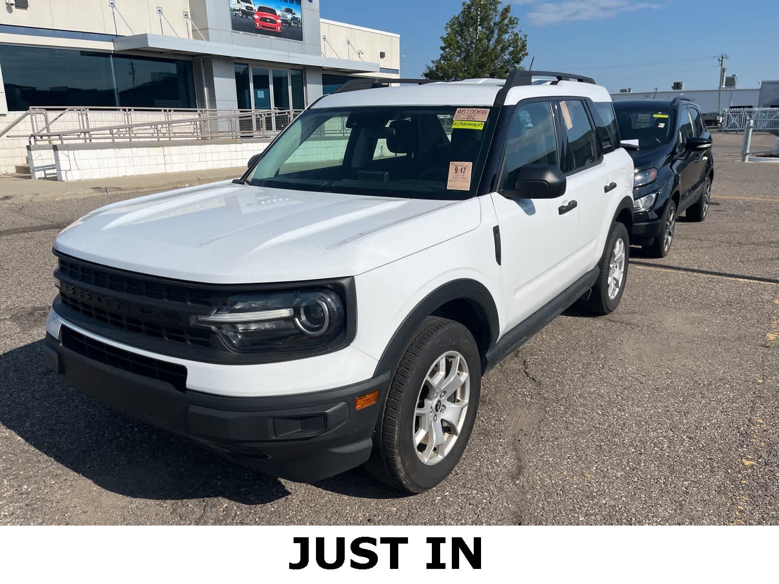 Thumbnail: 2021 Ford Bronco Sport - 2