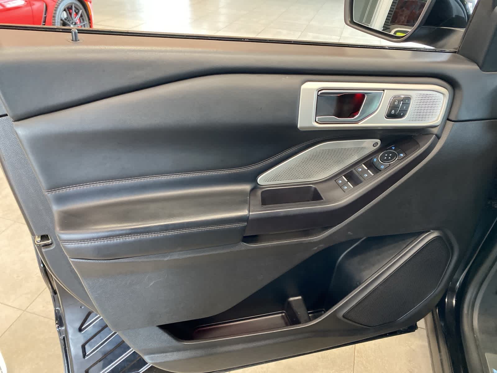 Thumbnail: 2020 Ford Explorer - 17