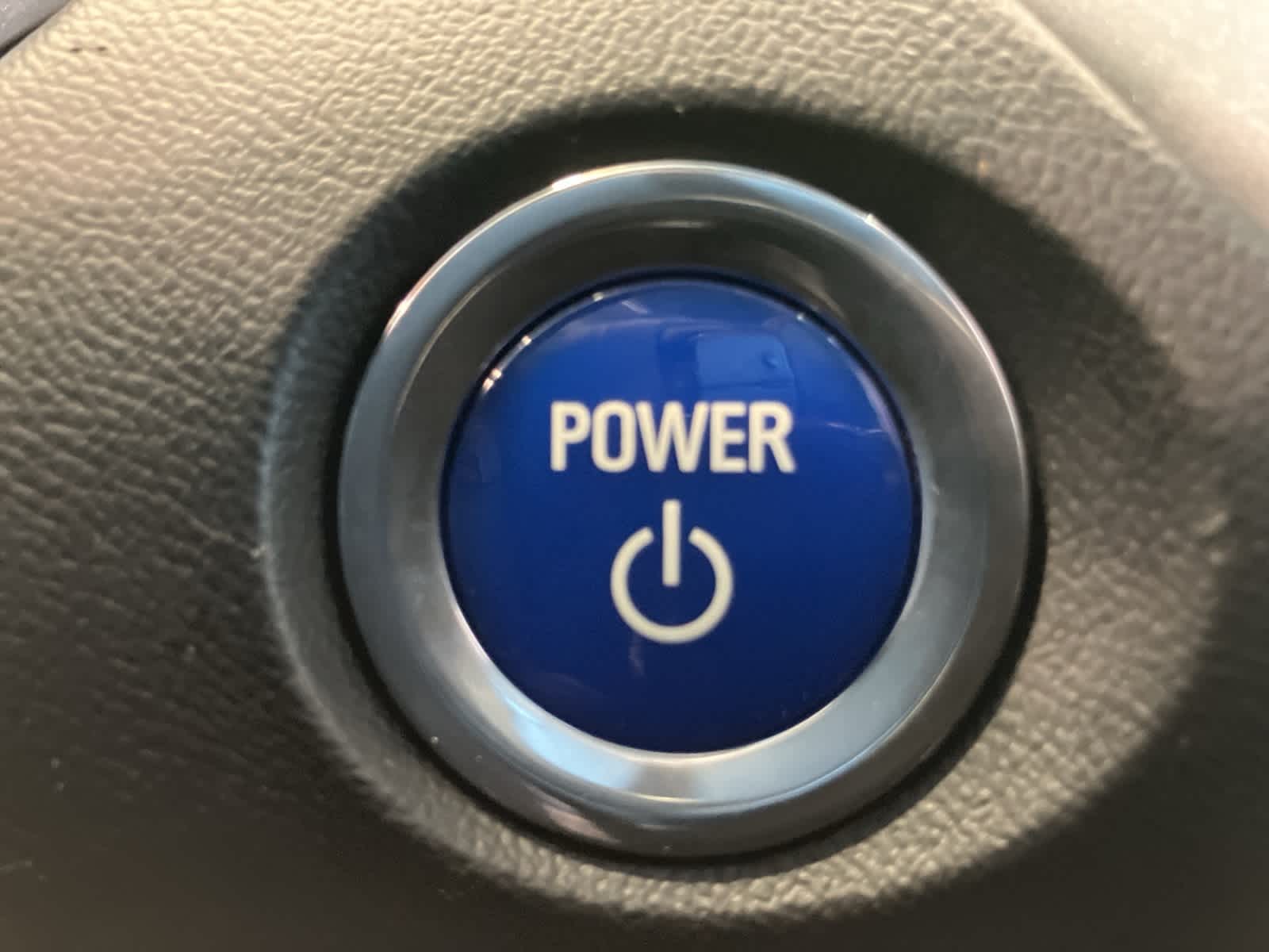 Thumbnail: 2017 Chevrolet Volt - 17