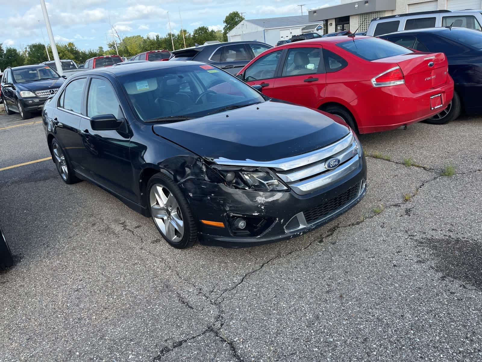Thumbnail: 2010 Ford Fusion - 17